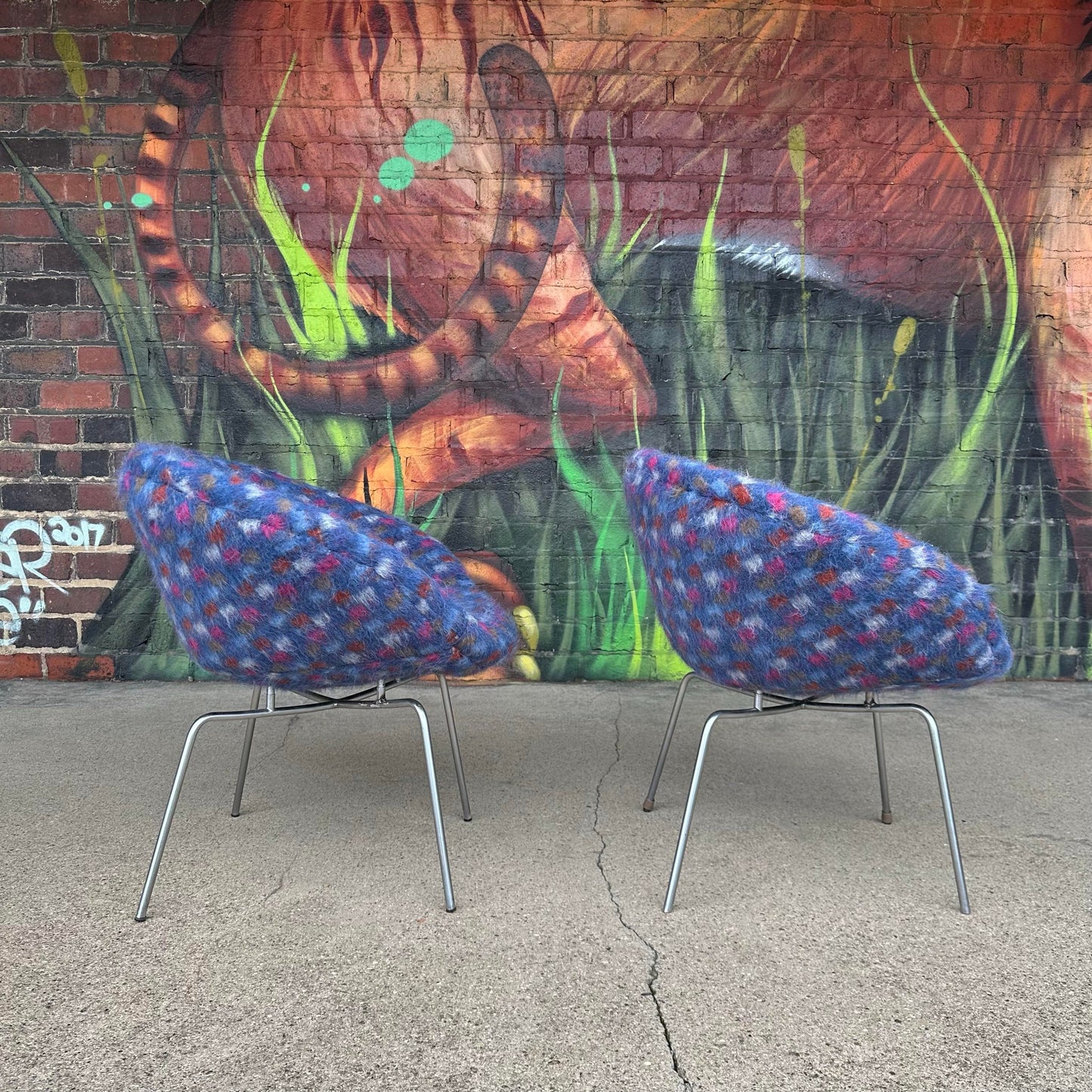 Pair of Arne Jacobsen Pot Chairs