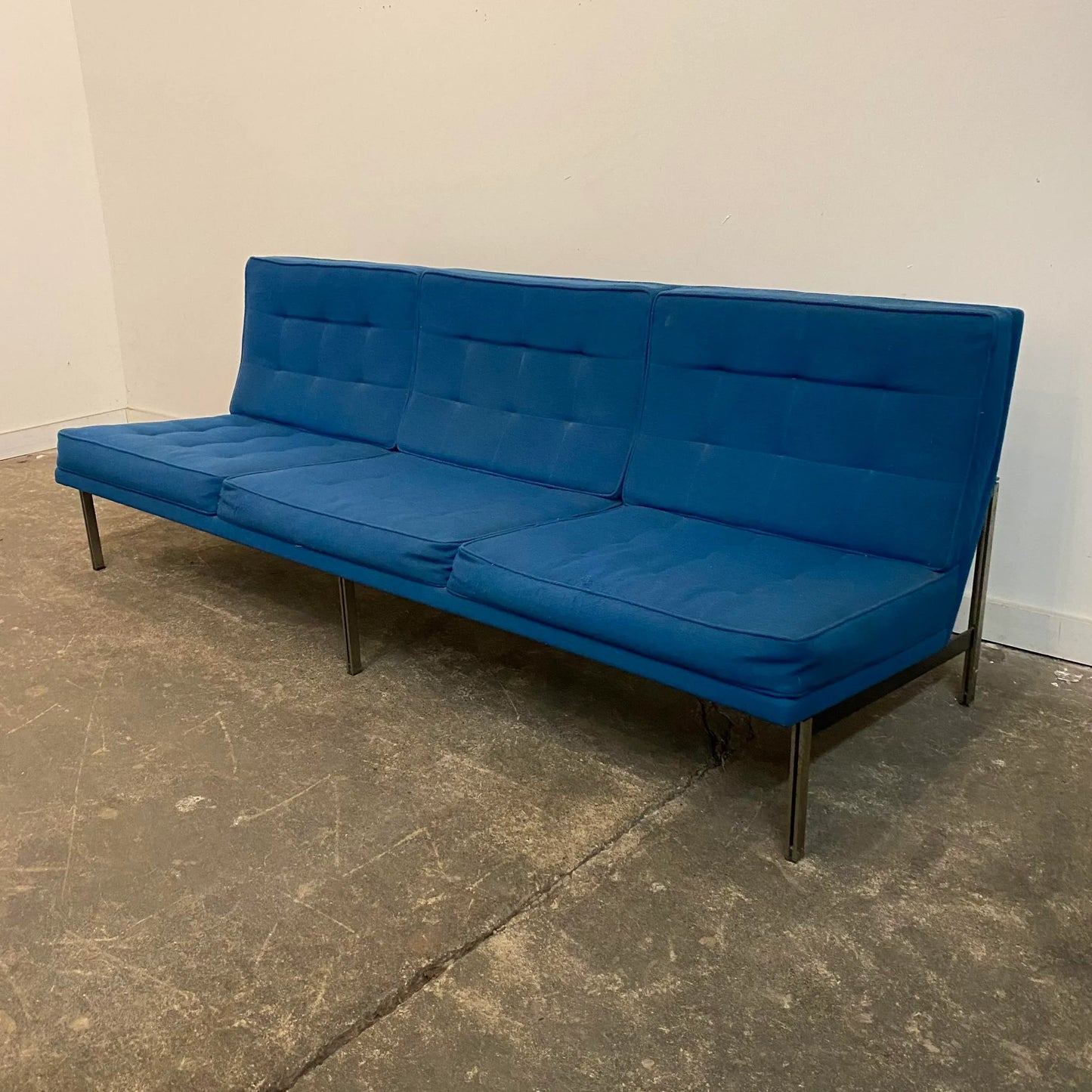 Florence Knoll Parallel Sofa Blue and Chrome