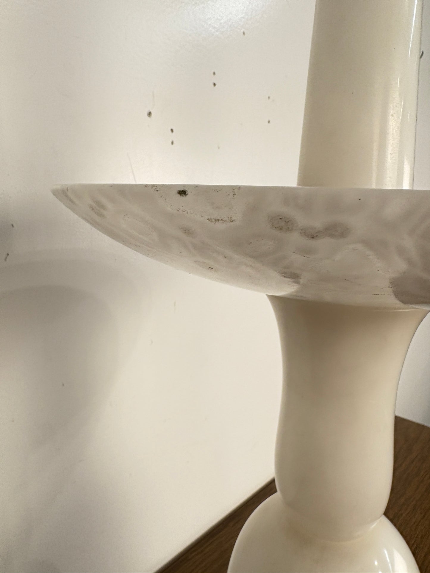 Mid-Century Modern Sculptural Balustrade Form Table Lamp in Carrera Marble
