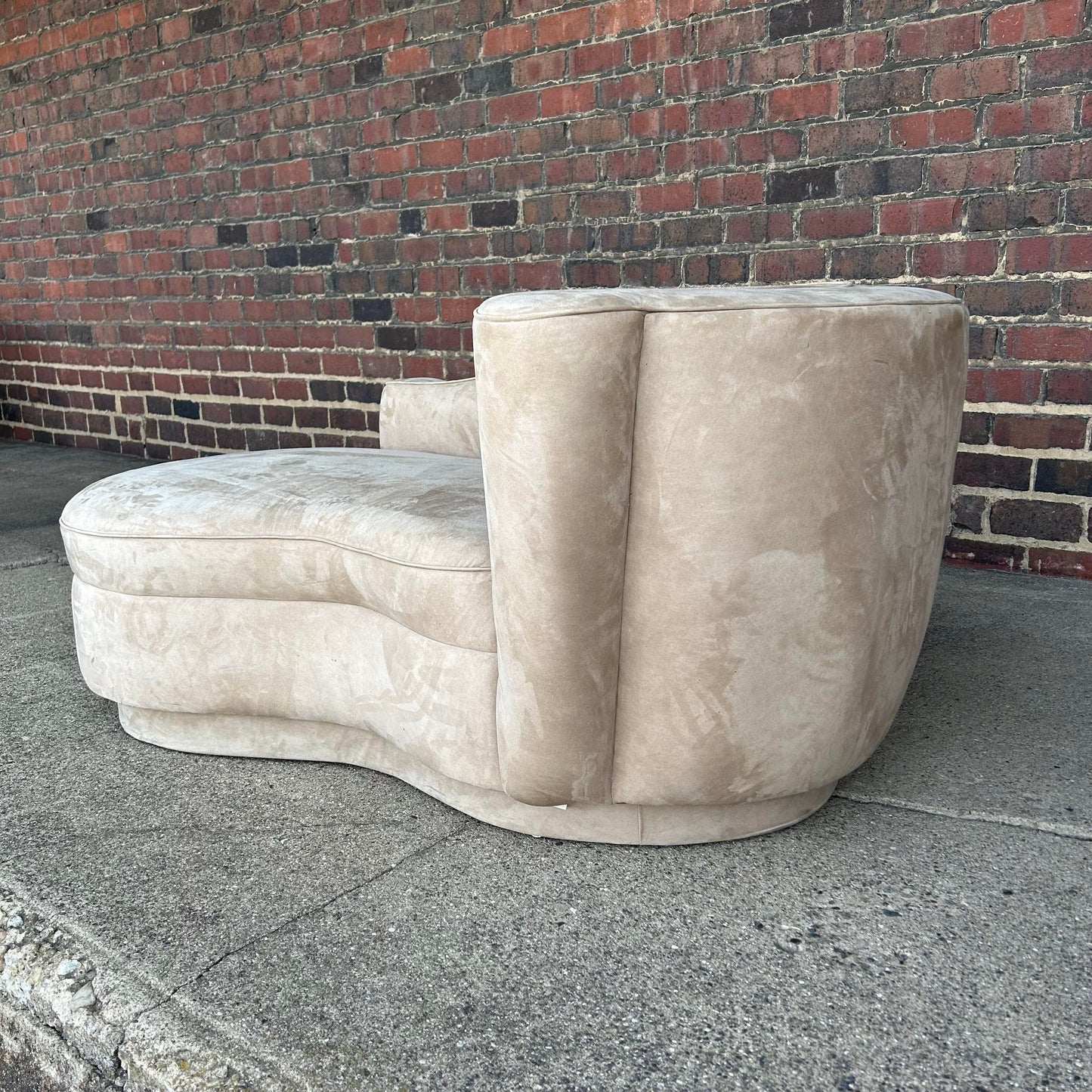 Vladimir Kagan Style Chaise Lounge Post Modern