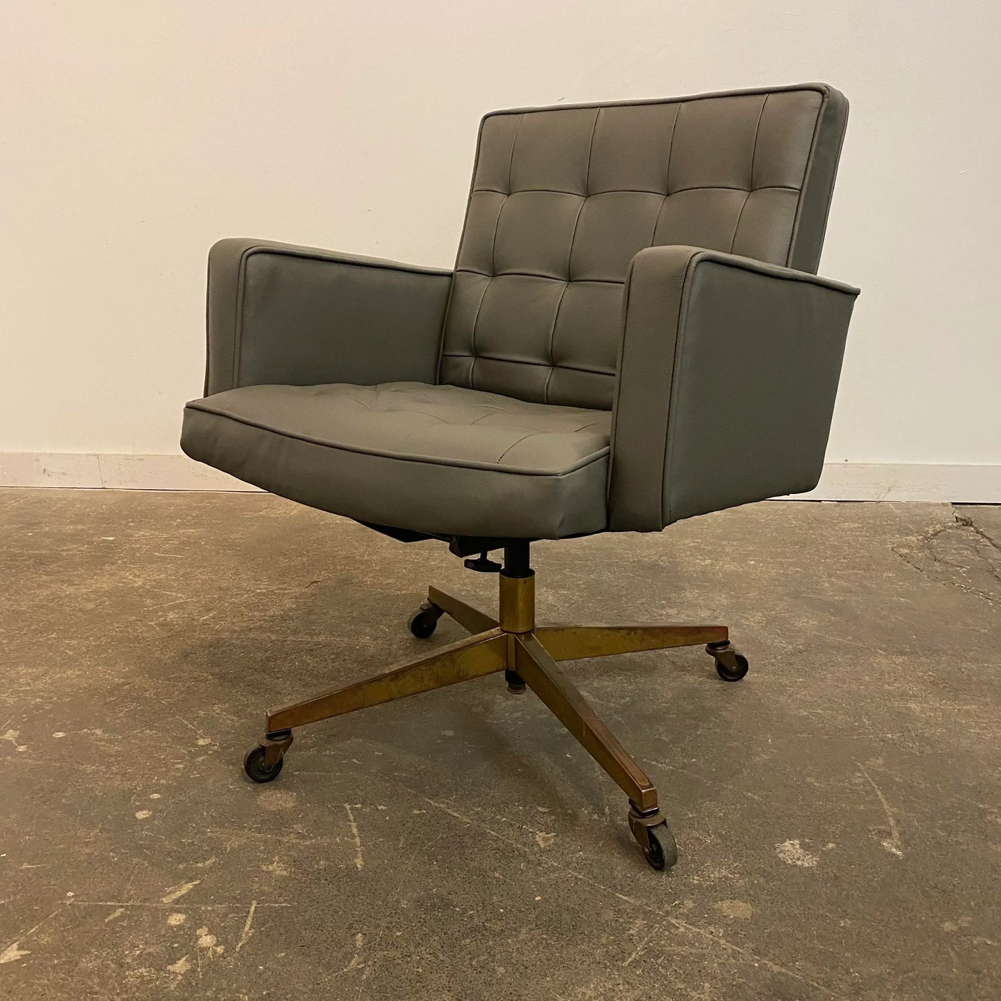 Mid Century Modern Knoll Reupholstered Grey Leather Desk Chair