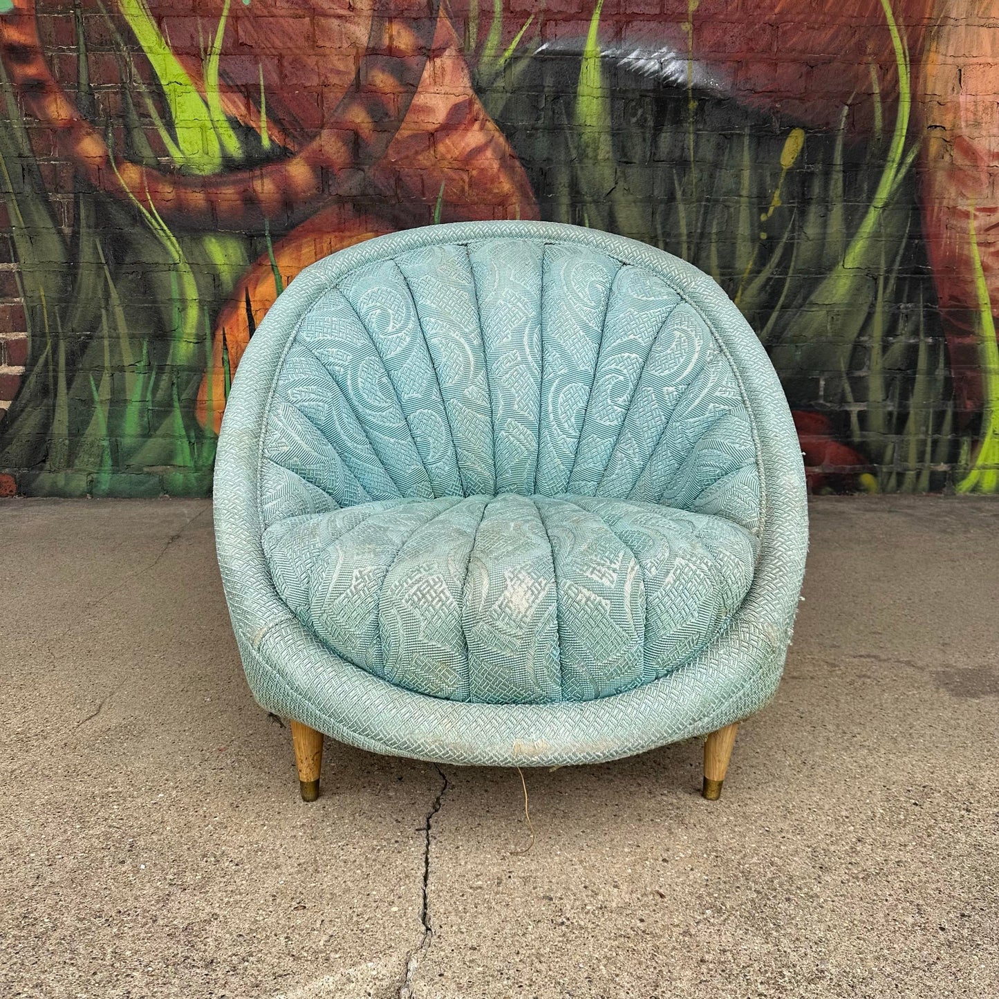 Mid-Century Clam Shell Slipper Chair