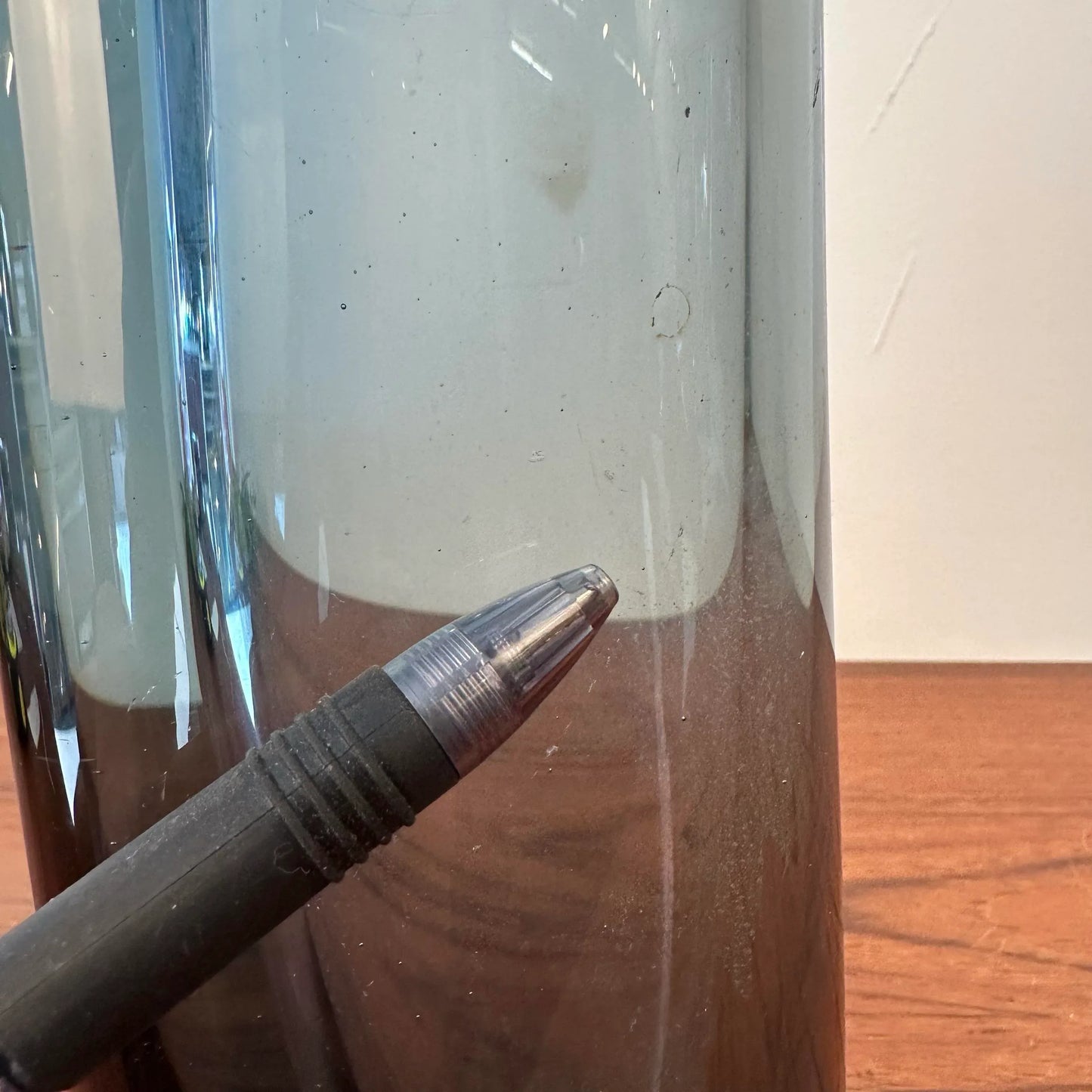 Vicke Lindstrand for Kosta Glass Vase