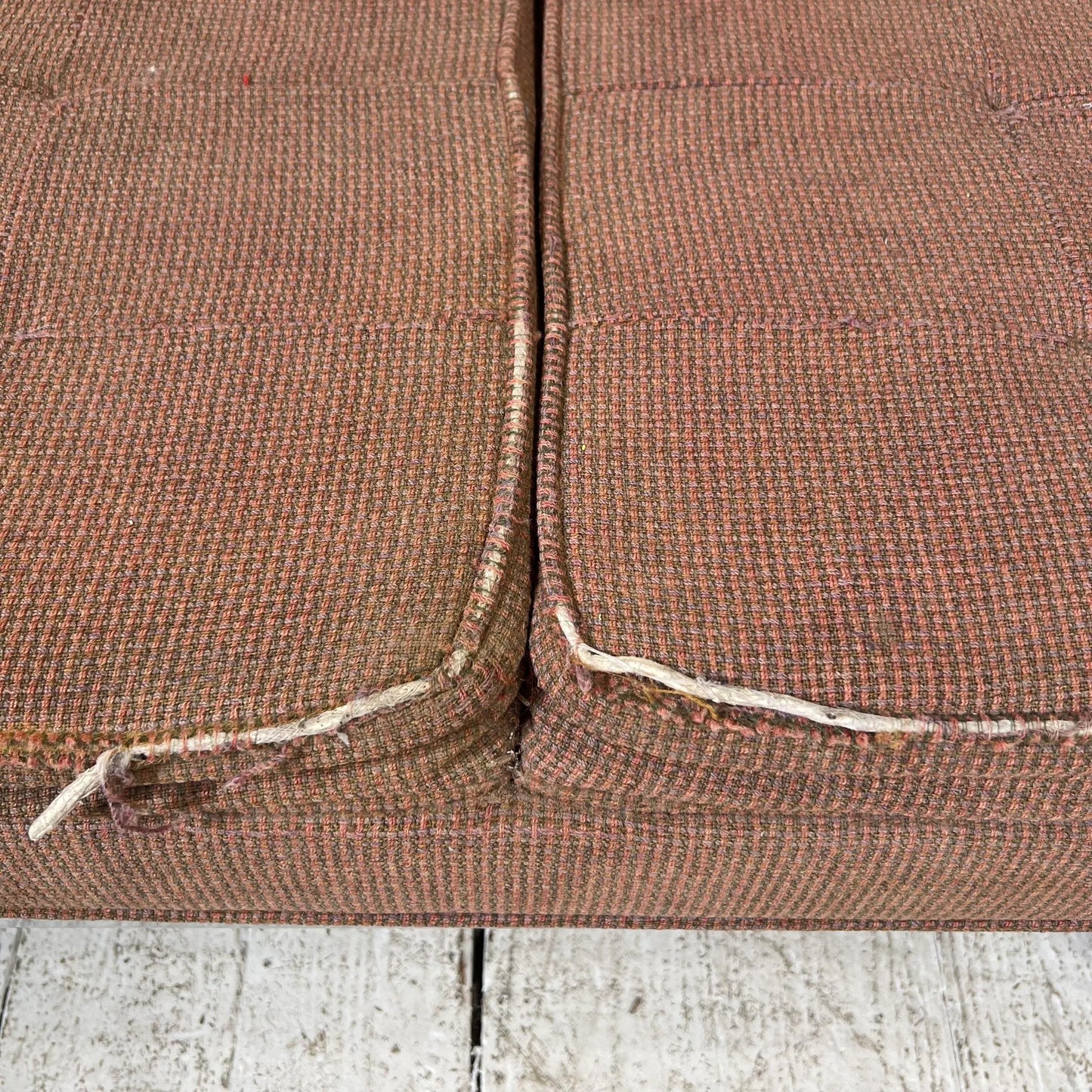 Florence Knoll Sofa in Need of Restoration