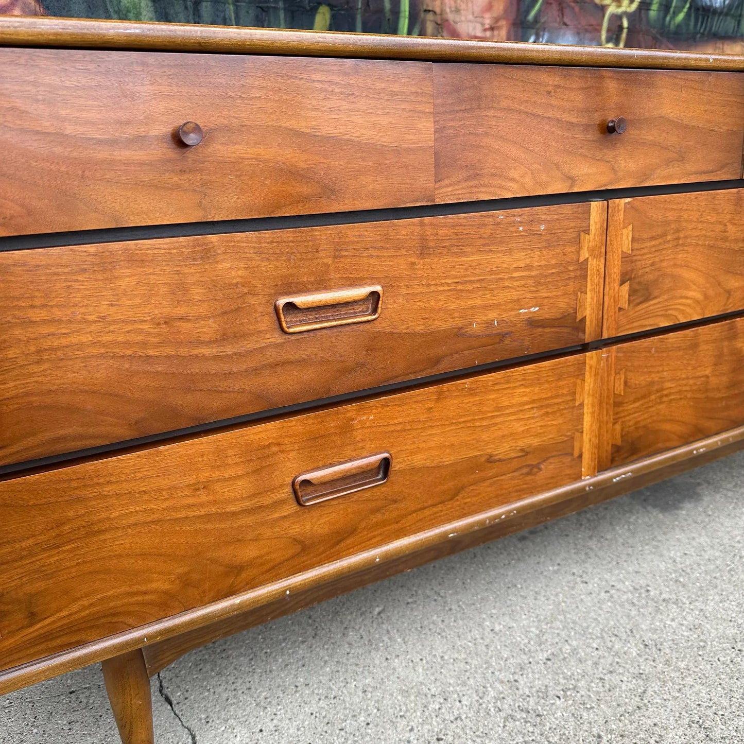 Lane Acclaim 7 Drawer Low Dresser