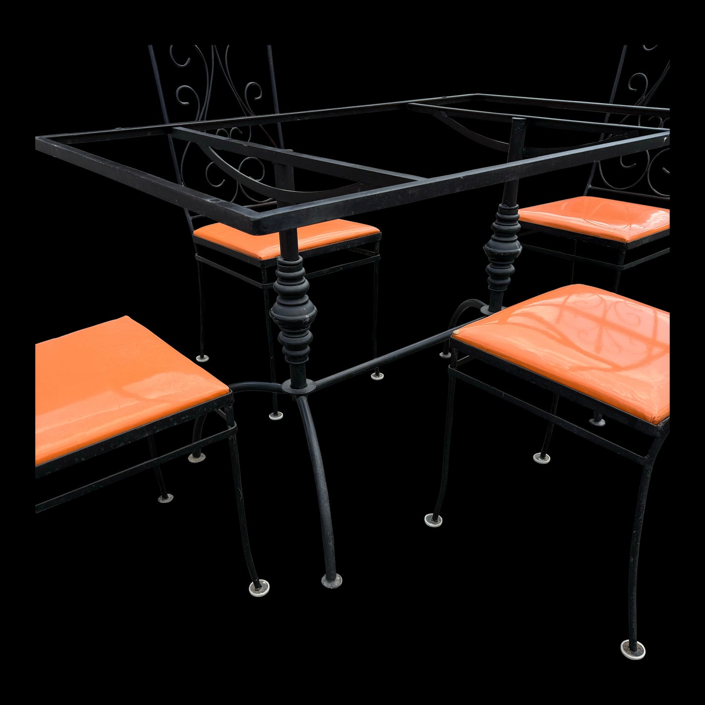 Vintage Wrought Iron Outdoor Dining Set – Gallo Chairs + Belgium Table