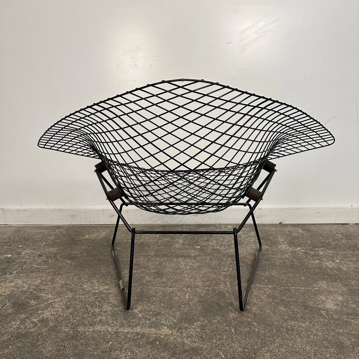 Mid Century Modern Wide Large Diamond Bertoia Chair