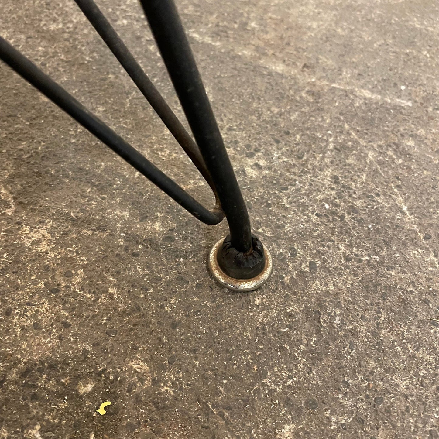 Vintage Mid-Century Modern Eiffel Tower Base Fiberglass Chair