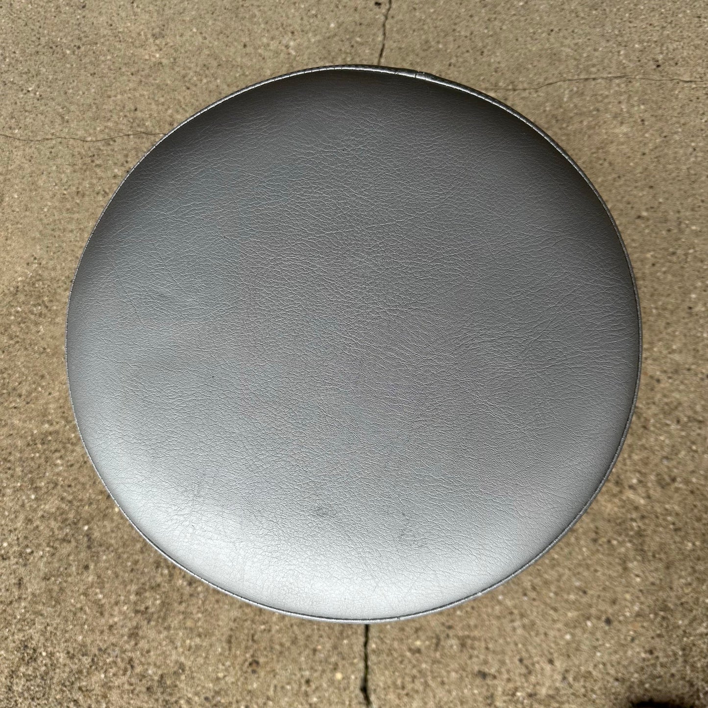 Brevete Cre Rossi Tulip Based Knoll-Style Stool