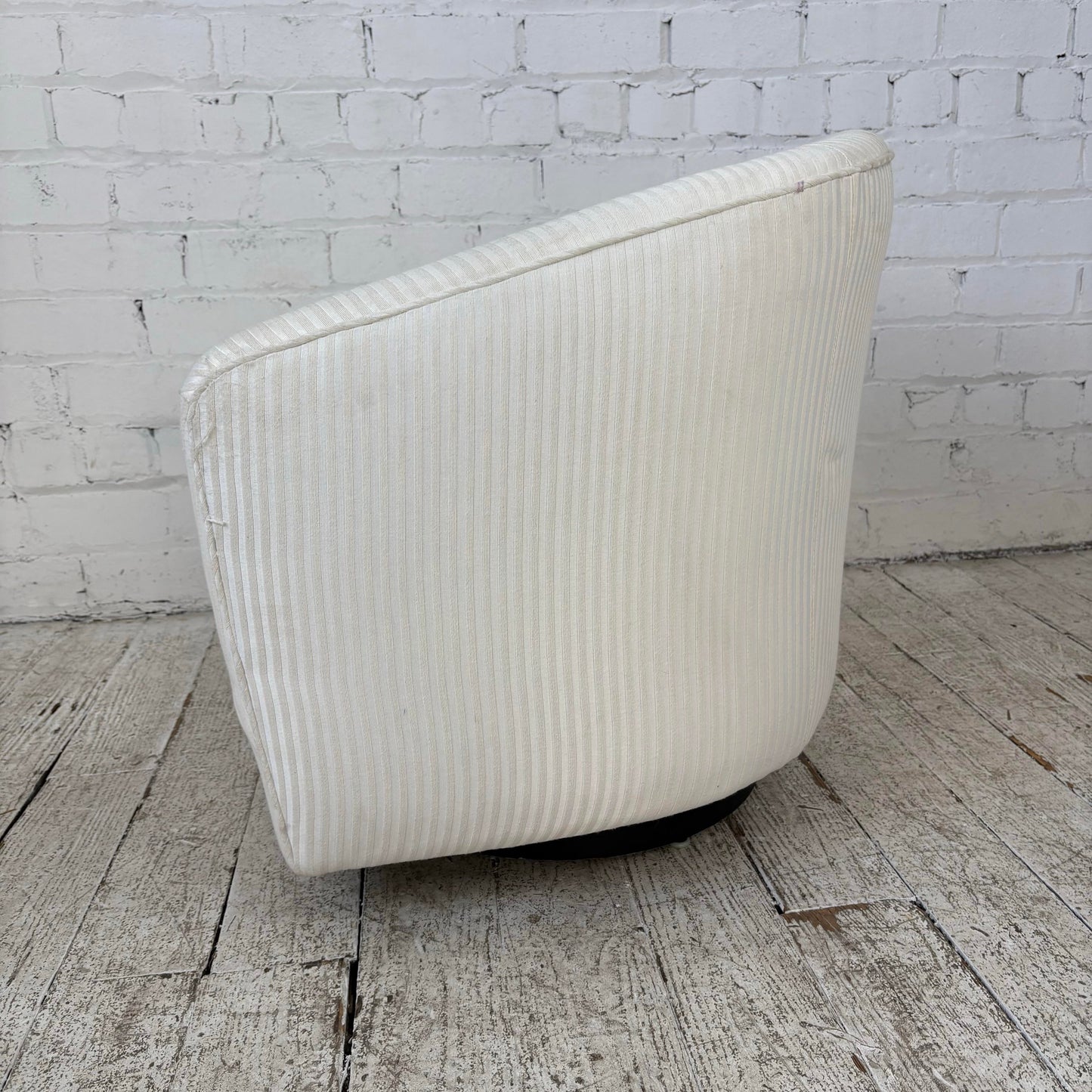 Milo Baughman Swivel Rock Barrel Chair