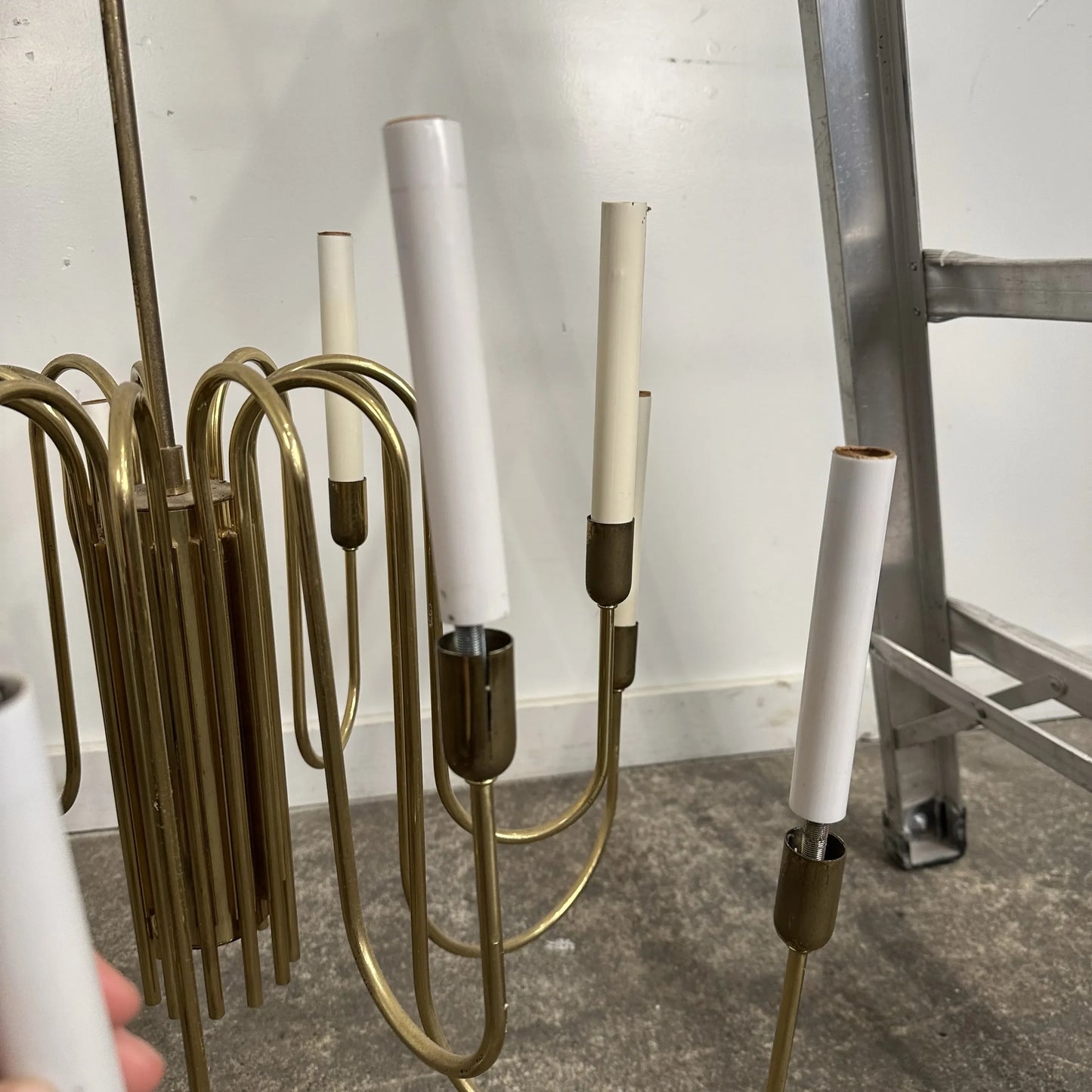 Mid Century Modern Tommi Parzinger Style Brass Chandelier by Lightolier