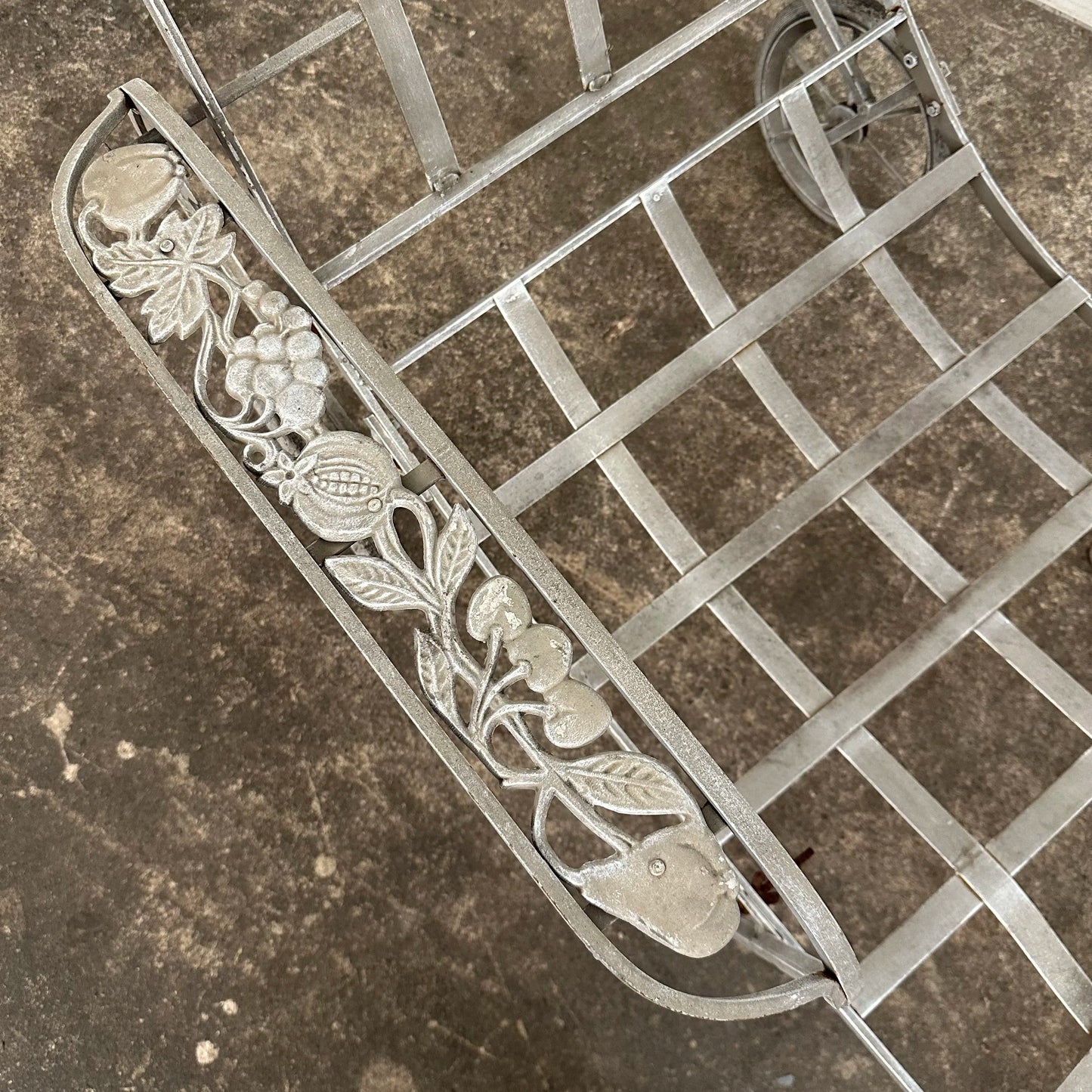 Outdoor Adjustable Chaise Lounge Chair Fruit Pattern