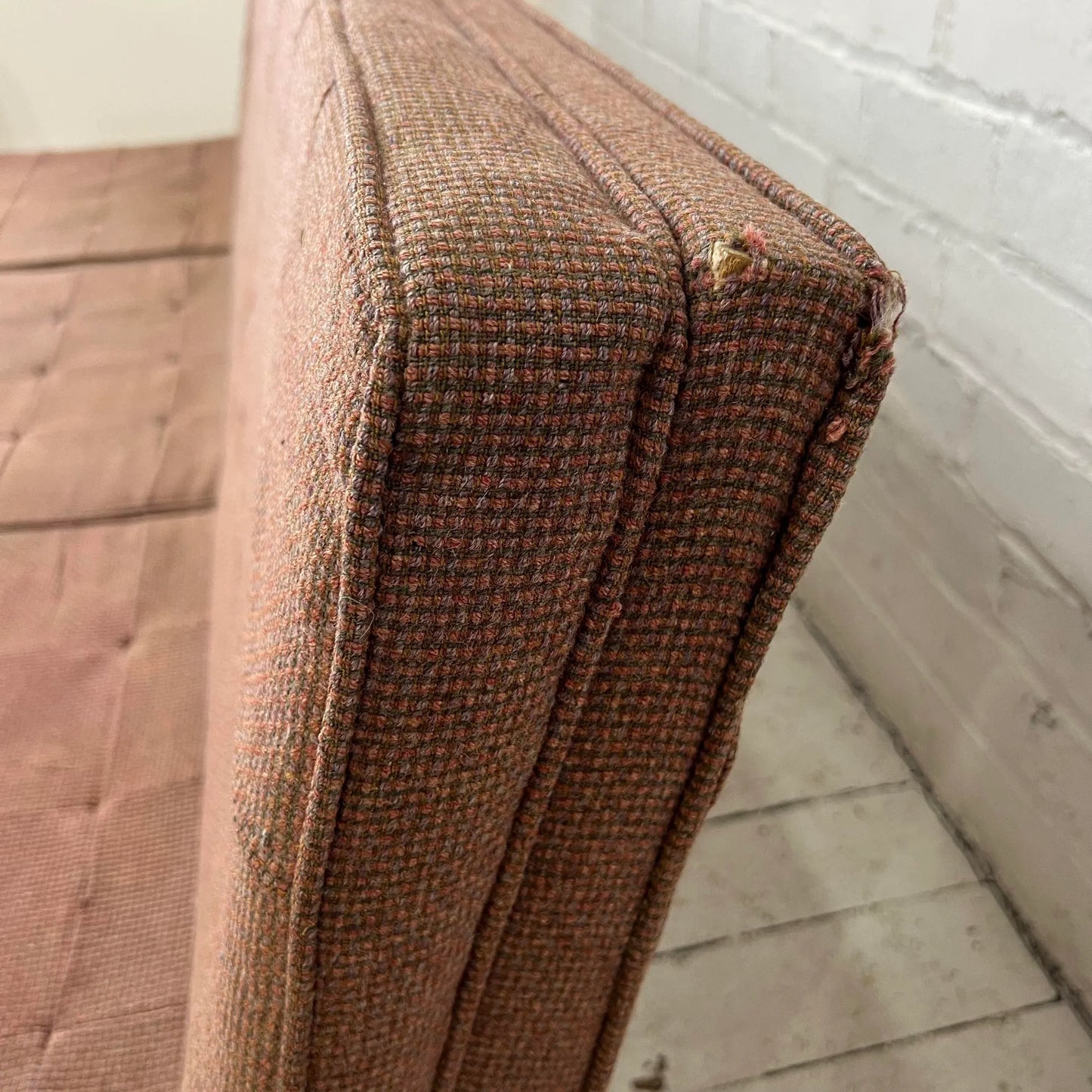 Florence Knoll Sofa in Need of Restoration