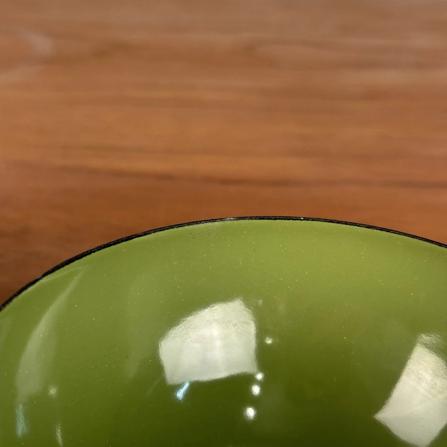 Pair of Cathrine Holm Bowl Avocado White Lotus Enamel Norway