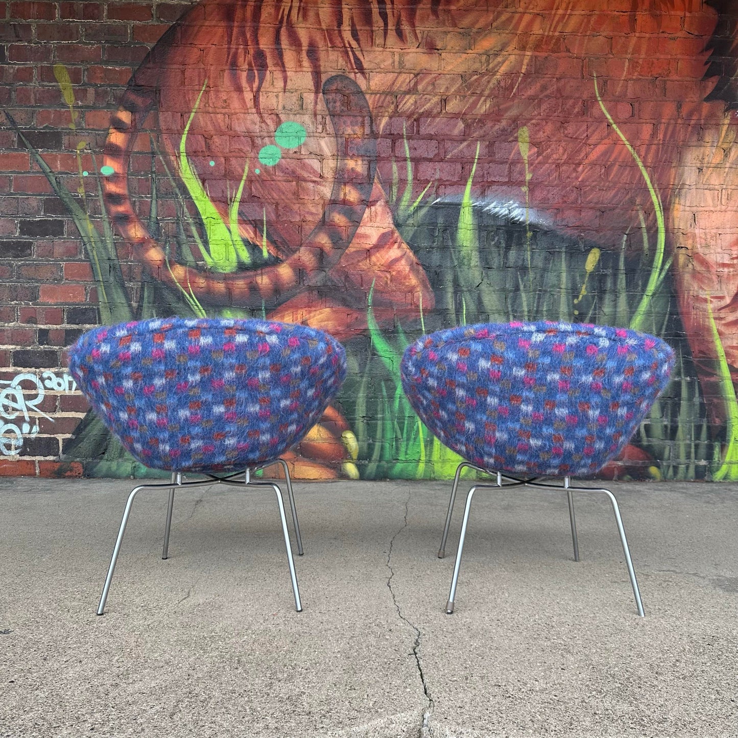 Pair of Arne Jacobsen Pot Chairs