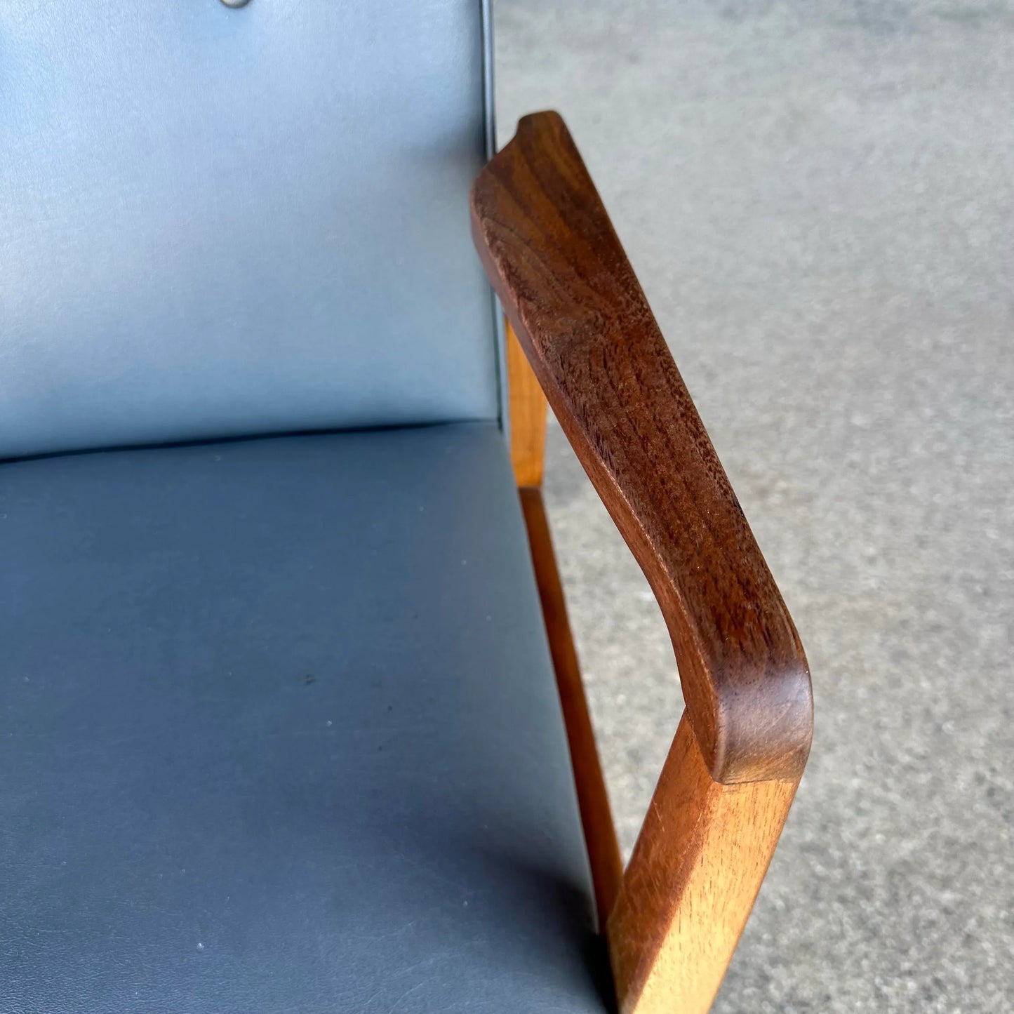 Pair of Jens Risom Walnuts Side Chairs