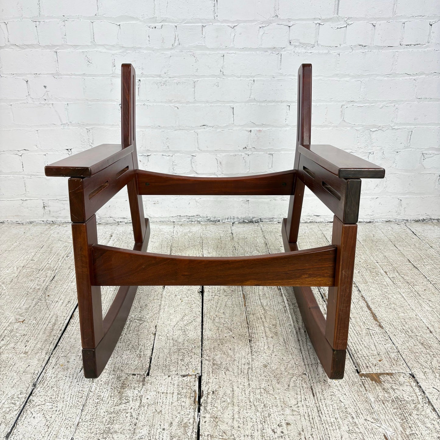 Gelli Indústria De Móveis Brazilian Rosewood Rocking Chair Frame