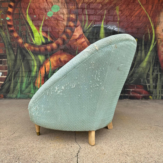 Mid-Century Clam Shell Slipper Chair