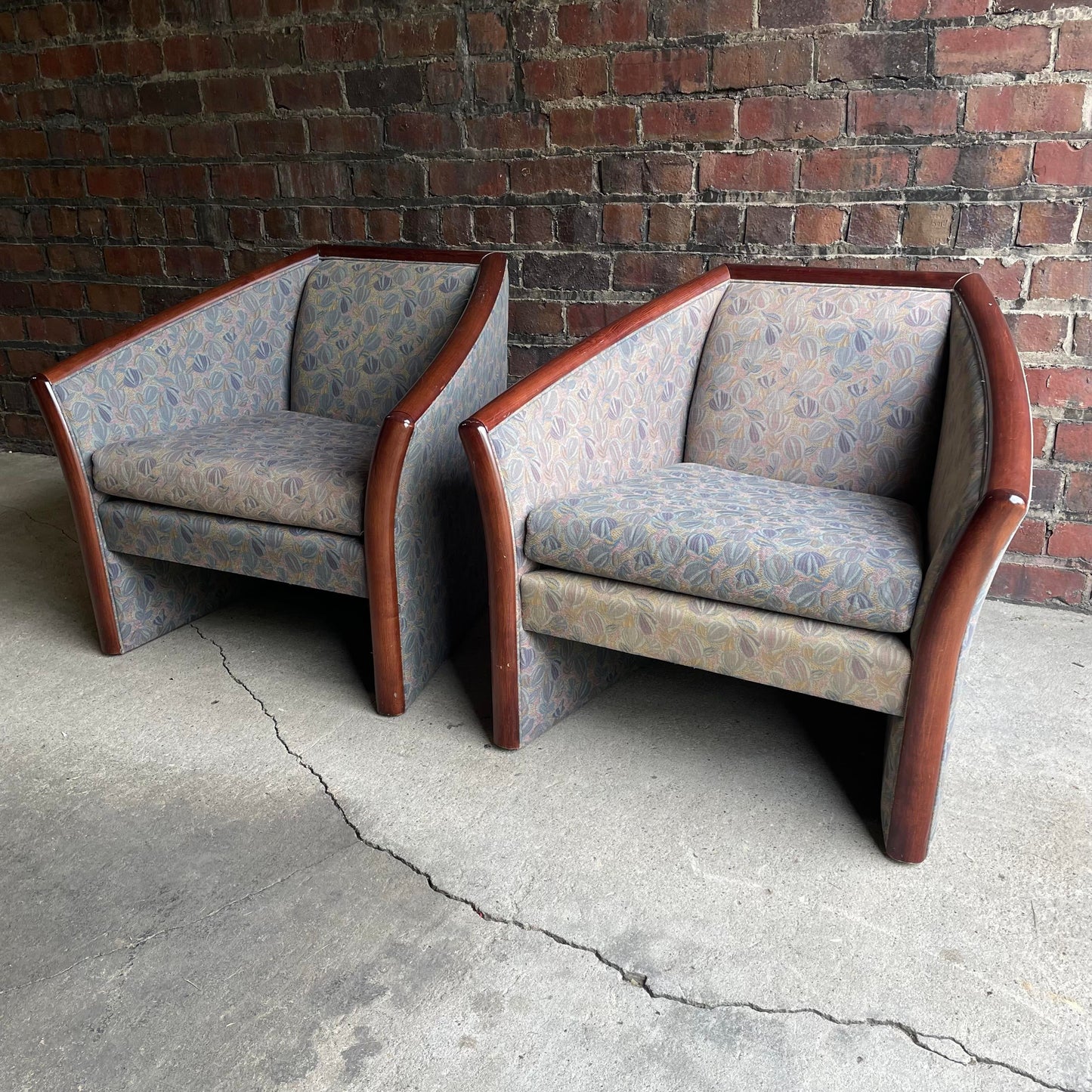 1990s Vintage Gunlocke Club Chairs - a Pair