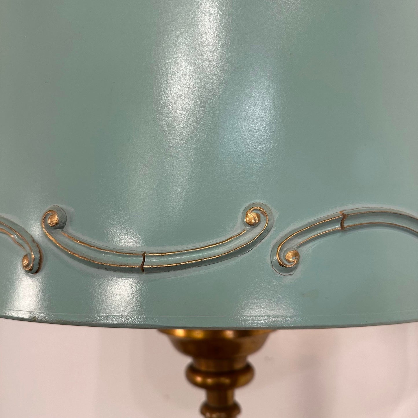 Vintage Italian Style Table Lamp Carved Giltwood Hollywood Regency