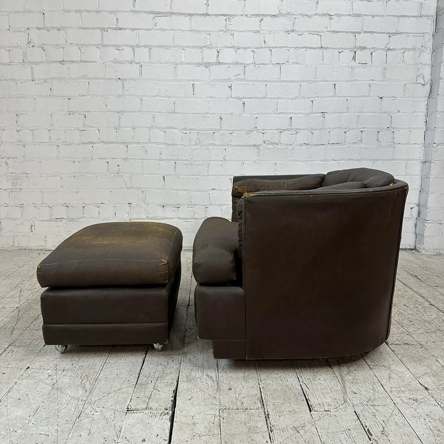 Brown Vinyl Lounge Chair With Ottoman Milo Baughman Style