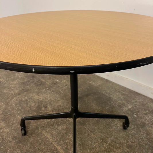 Mid-Century Modern Herman Miller Eames Aluminum Group Cafe Table