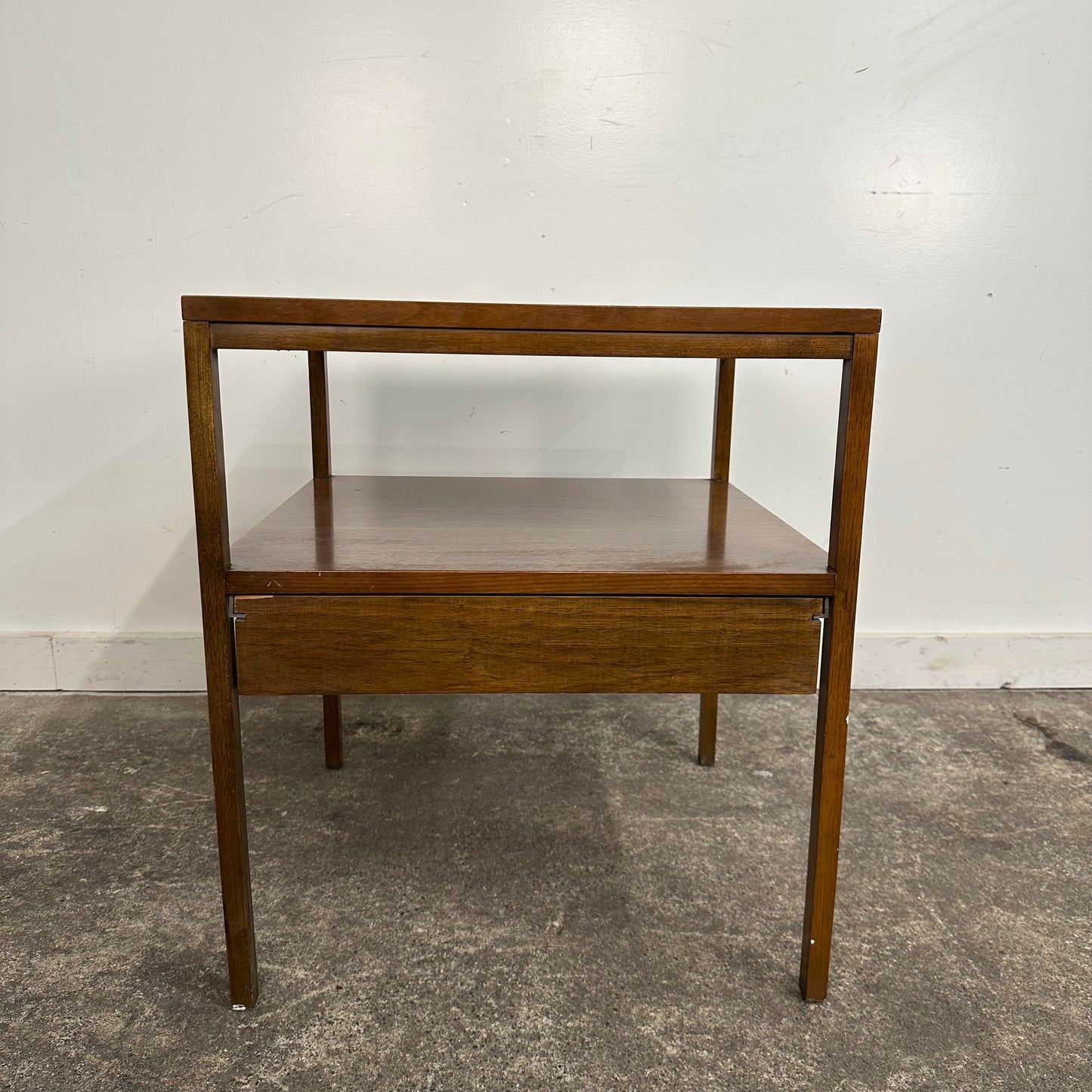 Mid Century Modern Paul McCobb for Calvin End Table