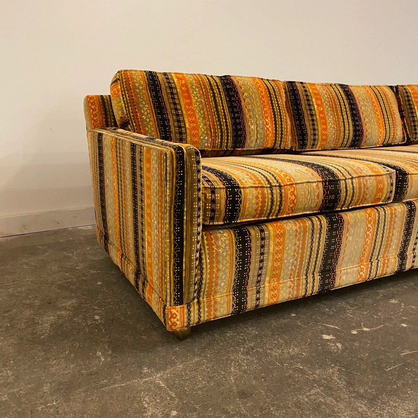 Mid Century Sofa in the Style of Milo Baughman