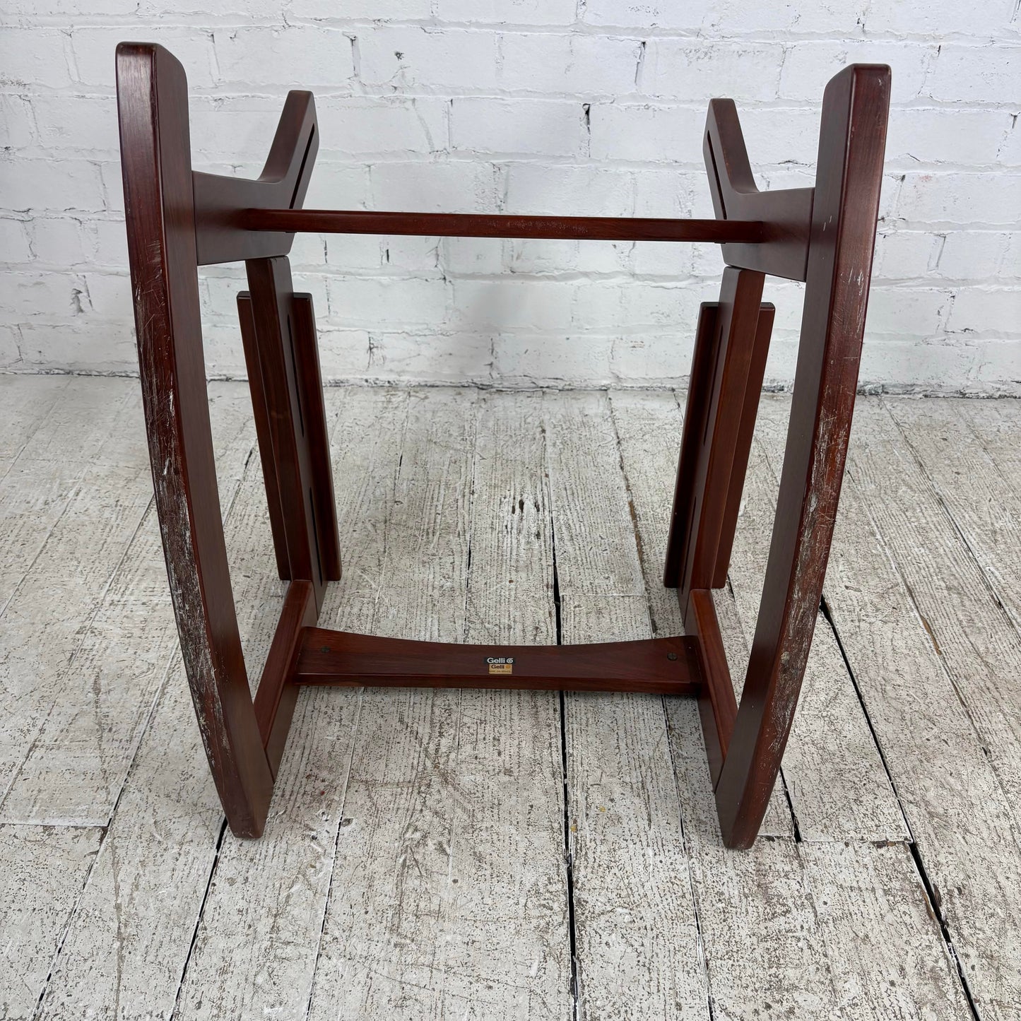 Gelli Indústria De Móveis Brazilian Rosewood Rocking Chair Frame