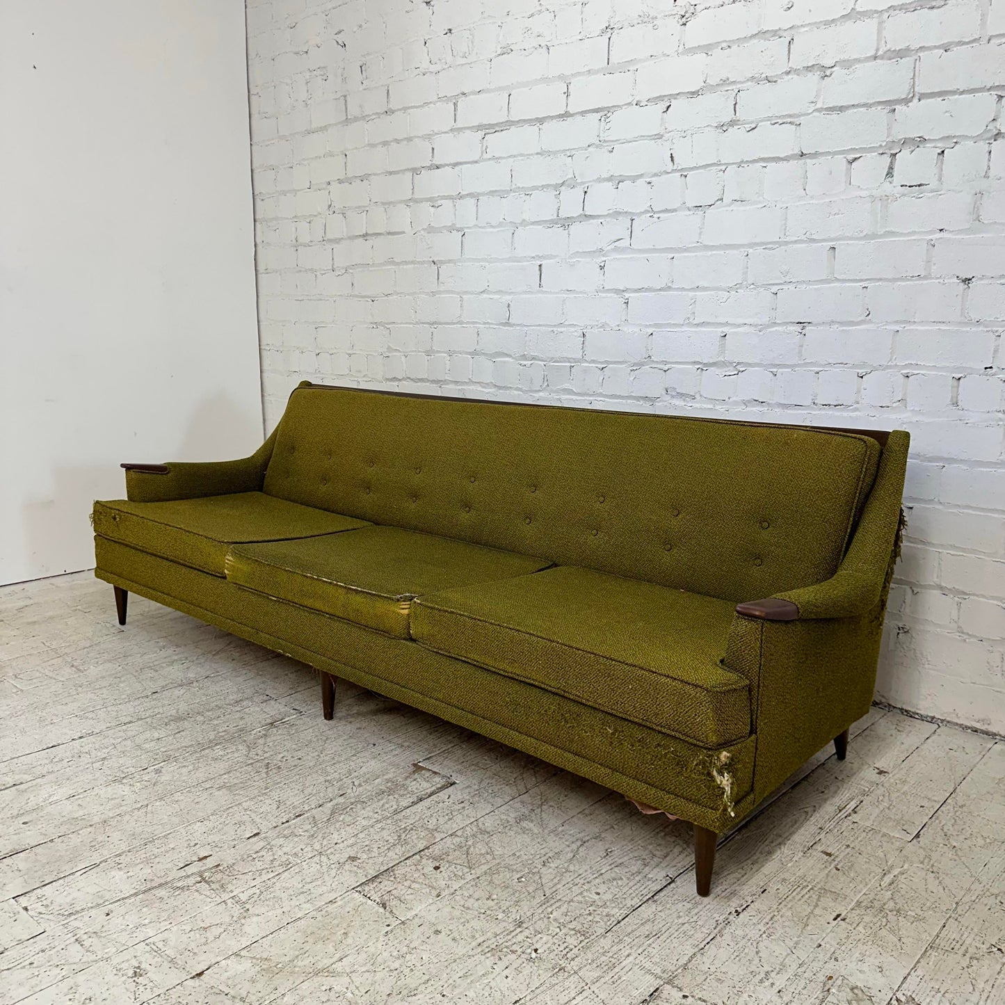 Mid Century Modern Kroehler Avant Designs Sofa