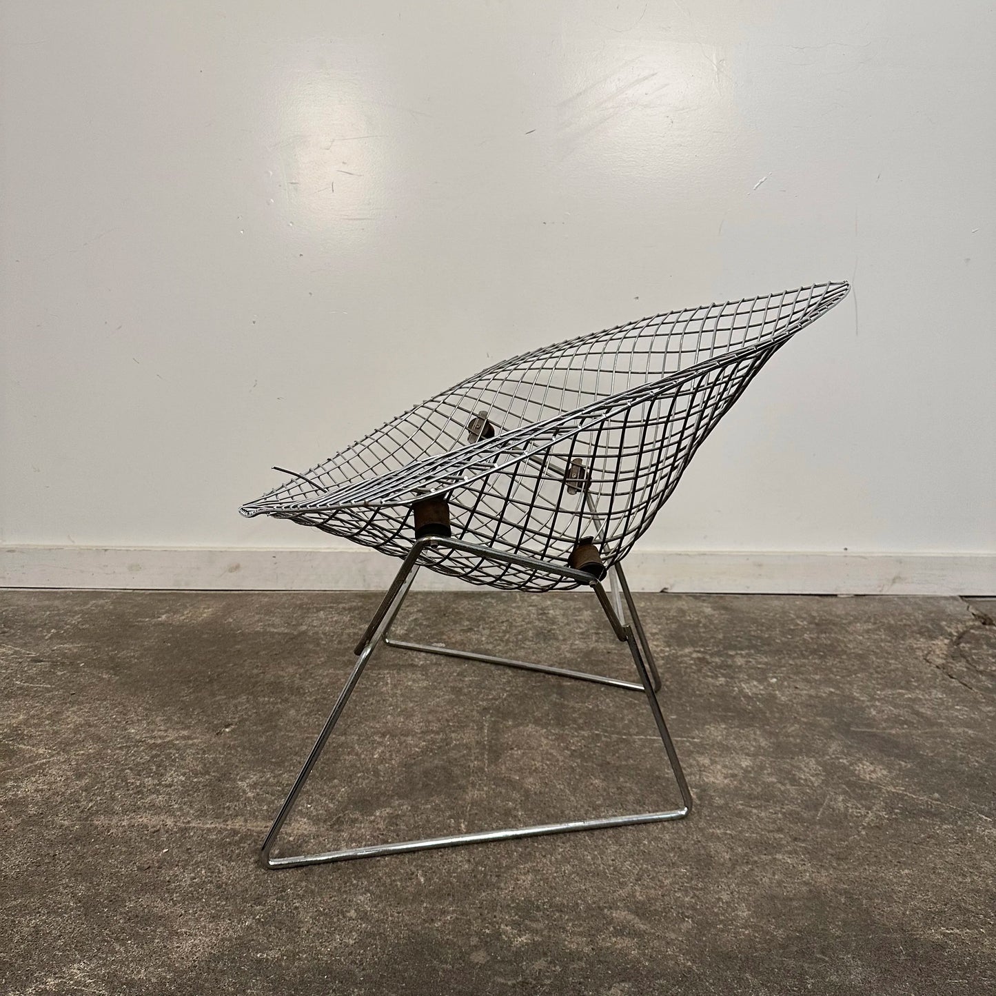 Mid Century Modern Large Wide Diamond Bertoia Chair