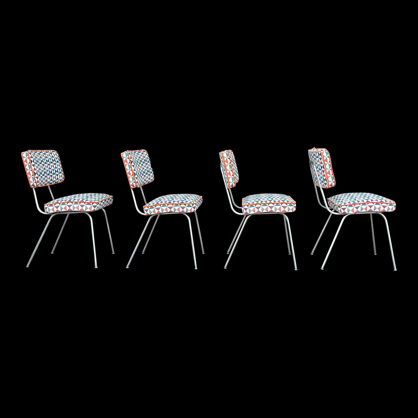 Set of 4 Early George 4671 Aluminum Frame Nelson Chairs Recovered in Geometric Sunbrella Fabric