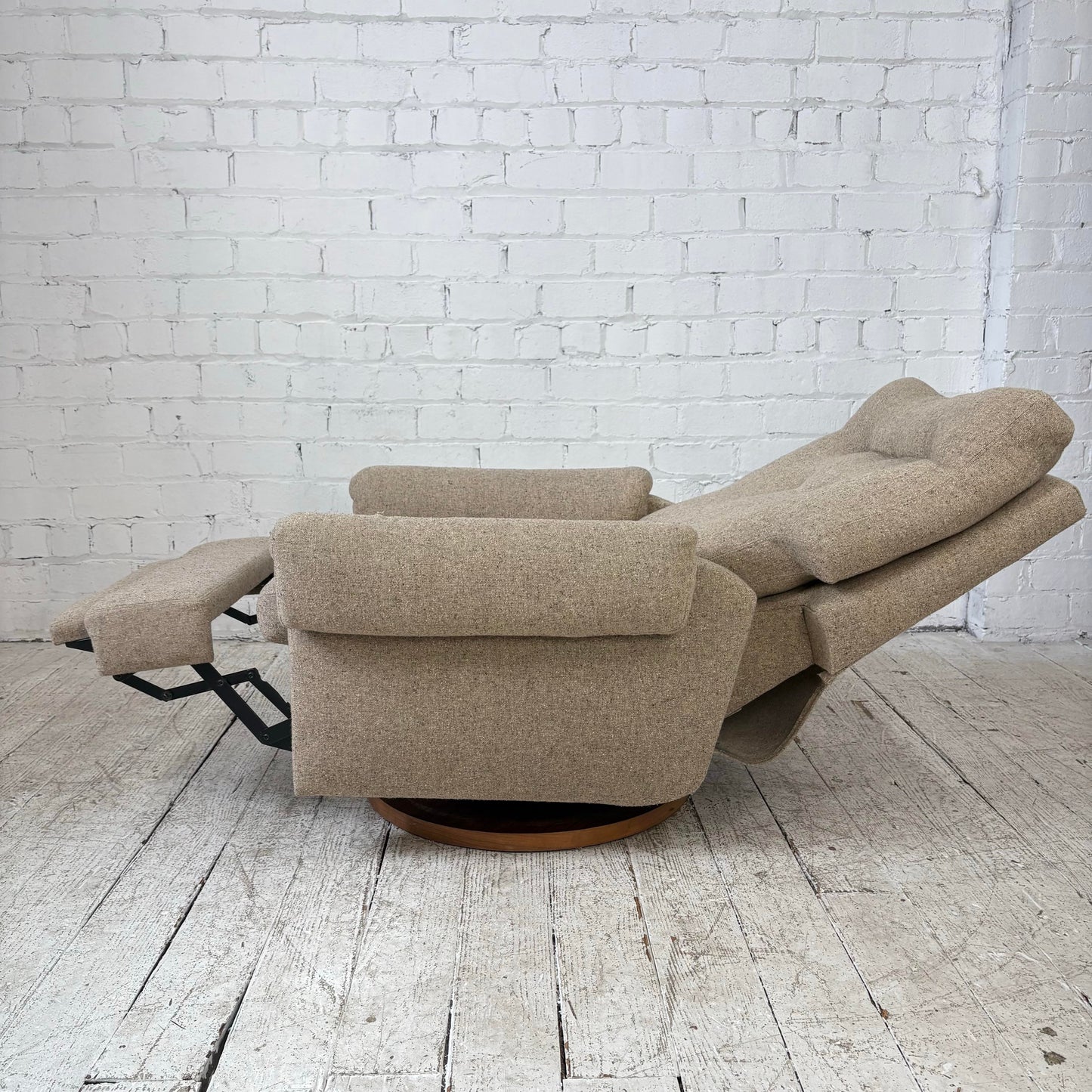 Milo Baughman for Thayer Coggin Reclining Lounge Chair