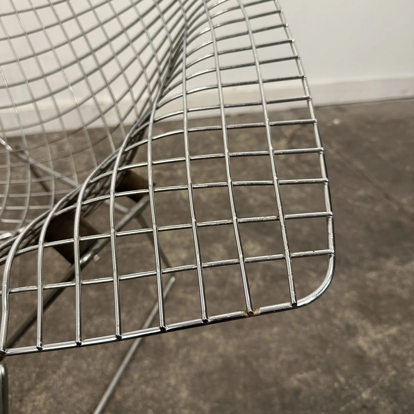 Mid Century Modern Large Wide Diamond Bertoia Chair