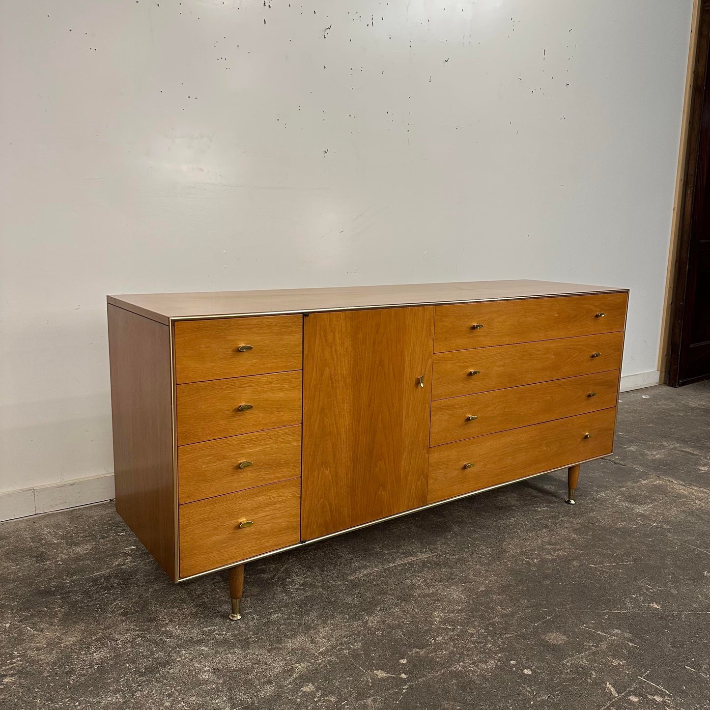 Mid 20th Century Rway 8-Drawer Low Dresser