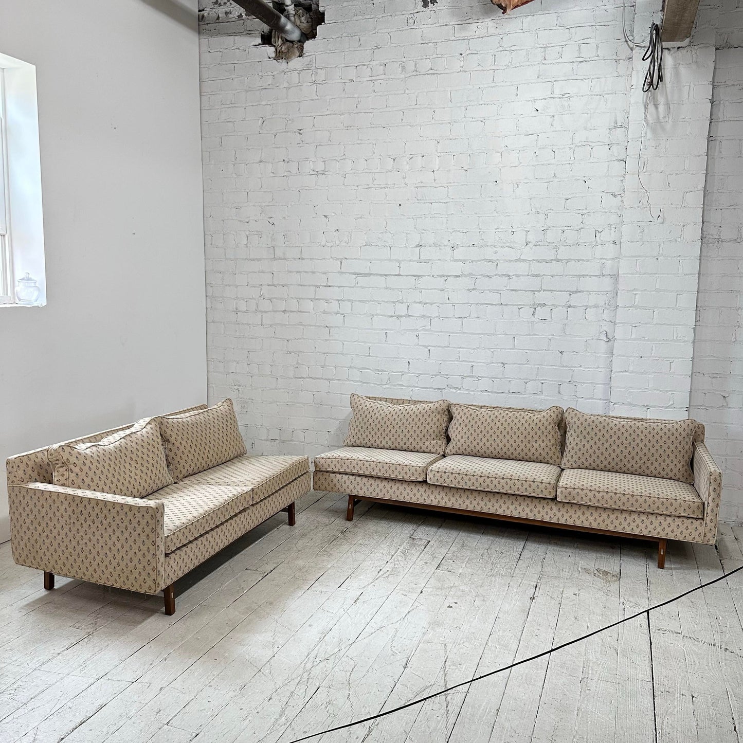 Paul McCobb for Calvin Sectional Sofa Walnut Legs Aluminum Cross Bars