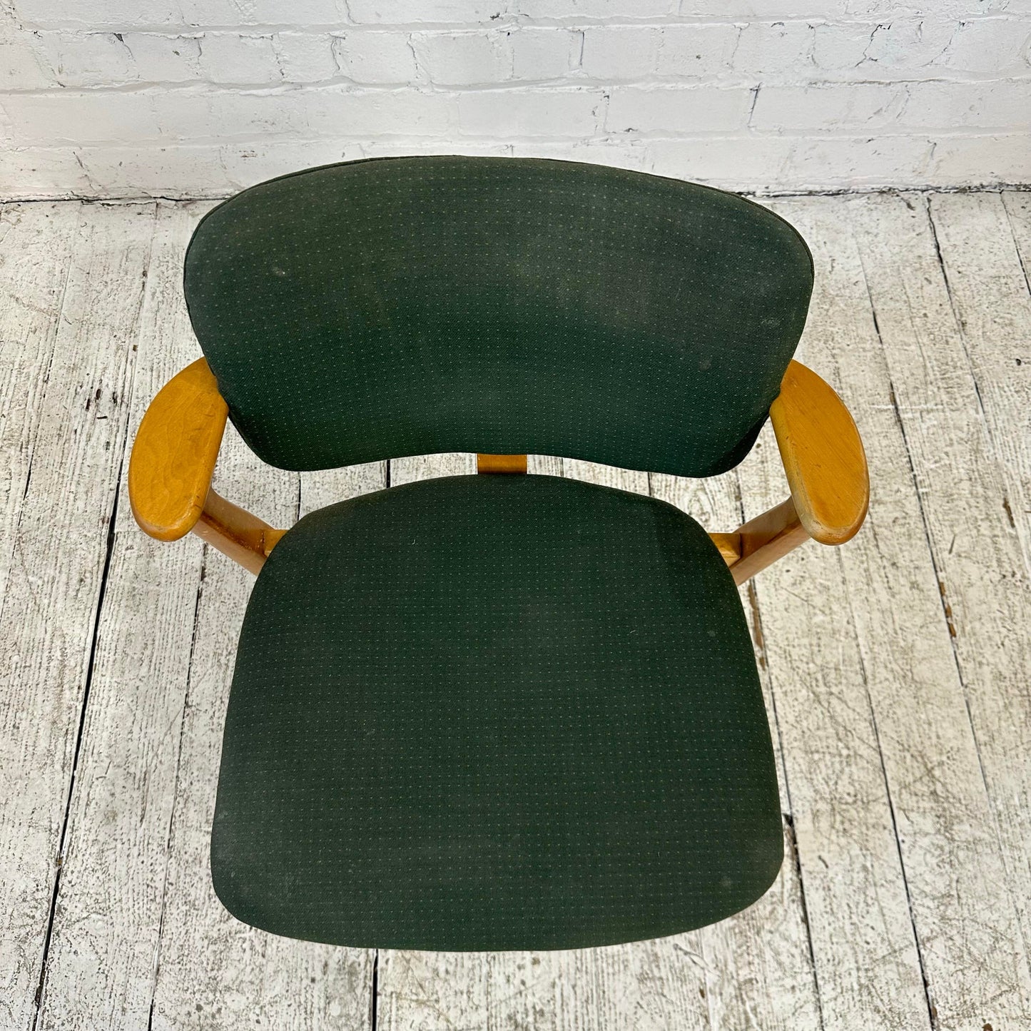 Early Knoll Associates Domus Chair 601 Madison Tag