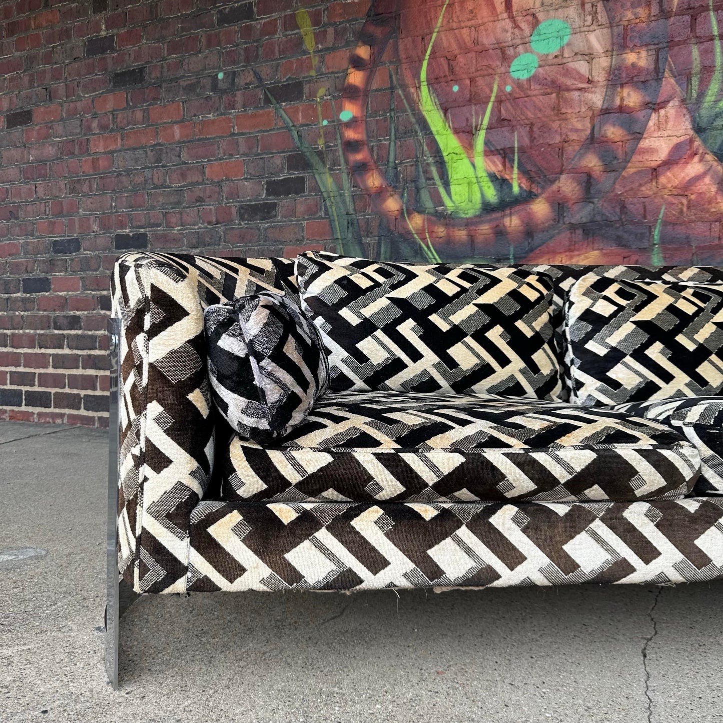 Mid-Century Modern Chrome Sofa by Flair in the Style of Milo Baughman