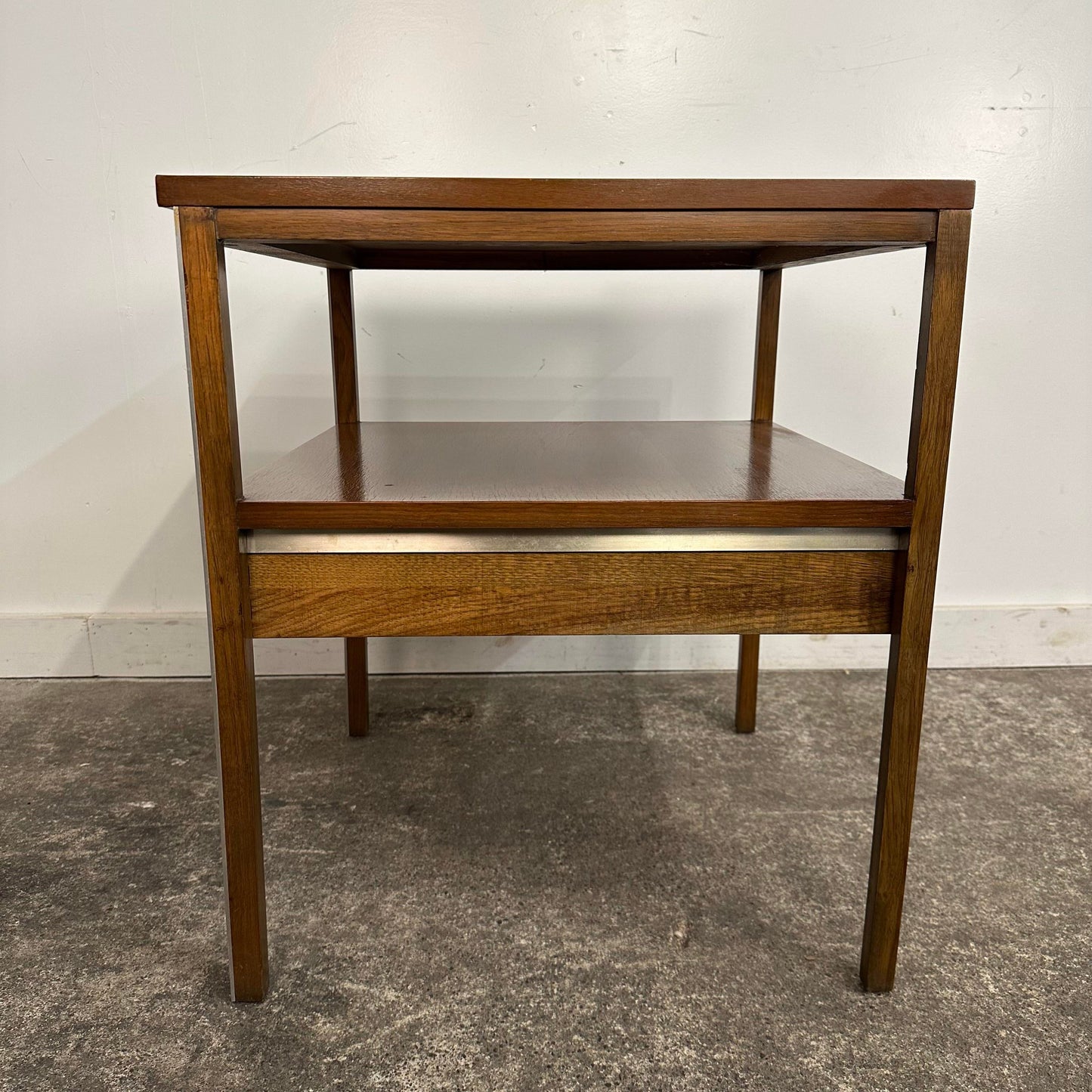 Mid Century Modern Paul McCobb for Calvin End Table