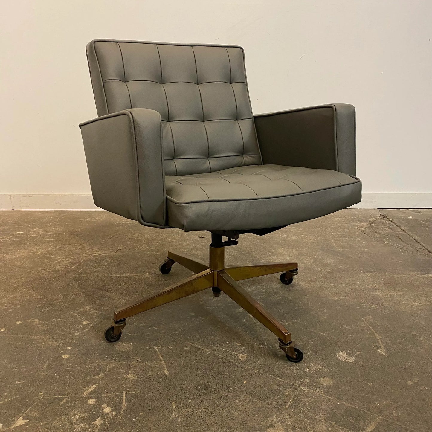 Mid Century Modern Knoll Reupholstered Grey Leather Desk Chair