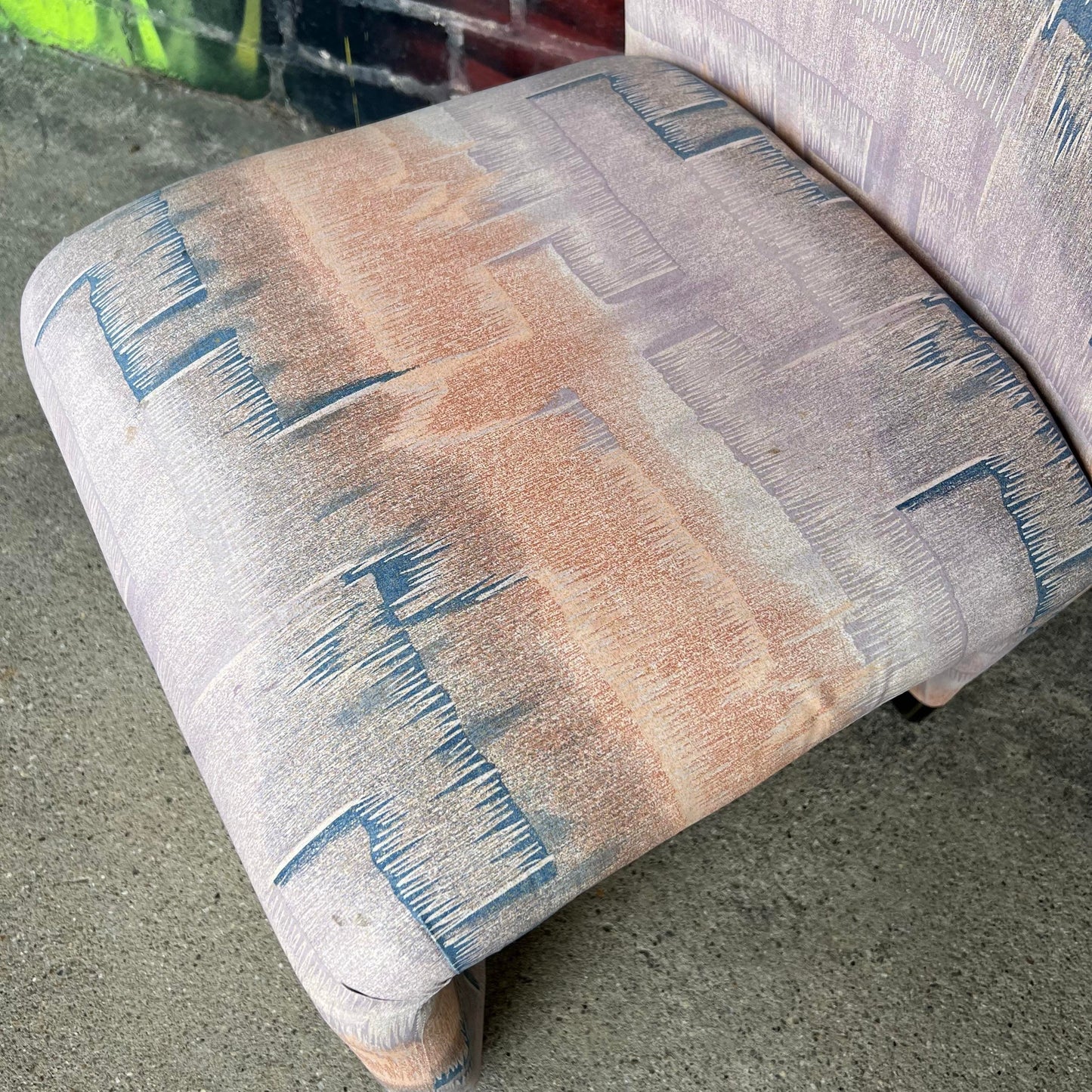 Design Institute of America Vintage Set of 10 Tall Back Post Modern Dining Chairs