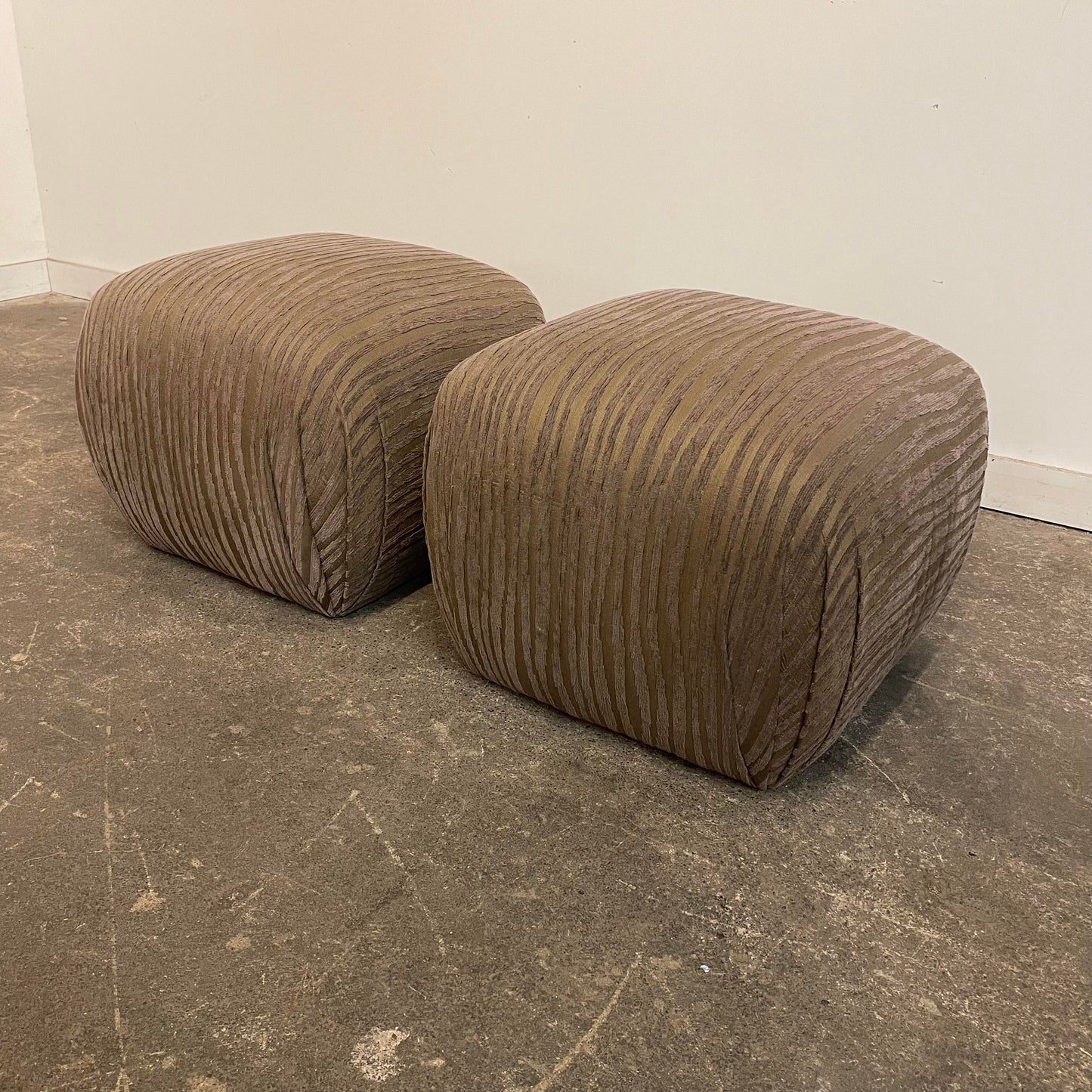 Sherrill Furniture Ottomans Poufs - a Pair