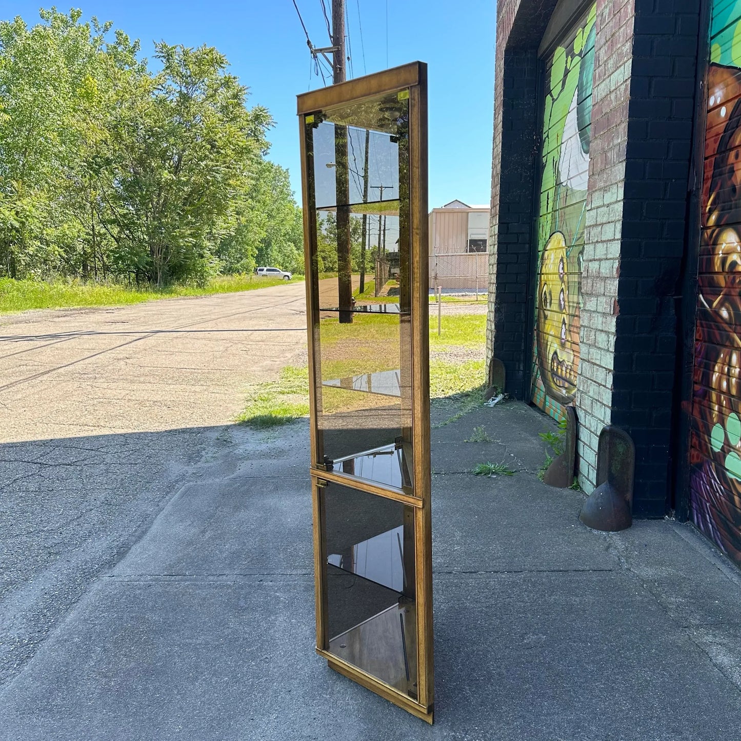 Drexel Preface Glass Mirror Display Cabinet