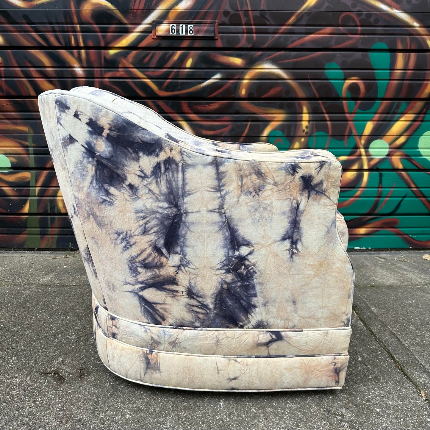 Mid Century Modern Henredon Swivel Barrel Back Lounge Chairs