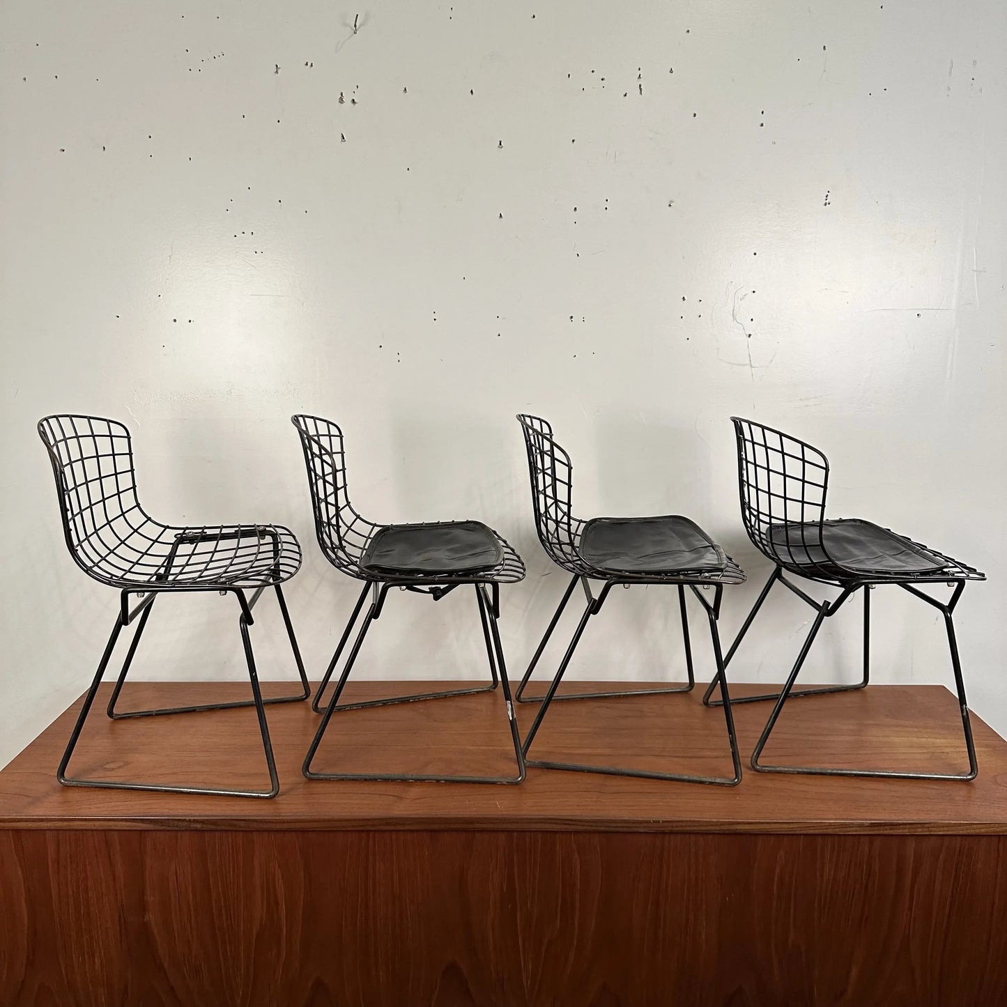 Set of 4 Bertoia for Knoll Children’s Chairs Black Xs