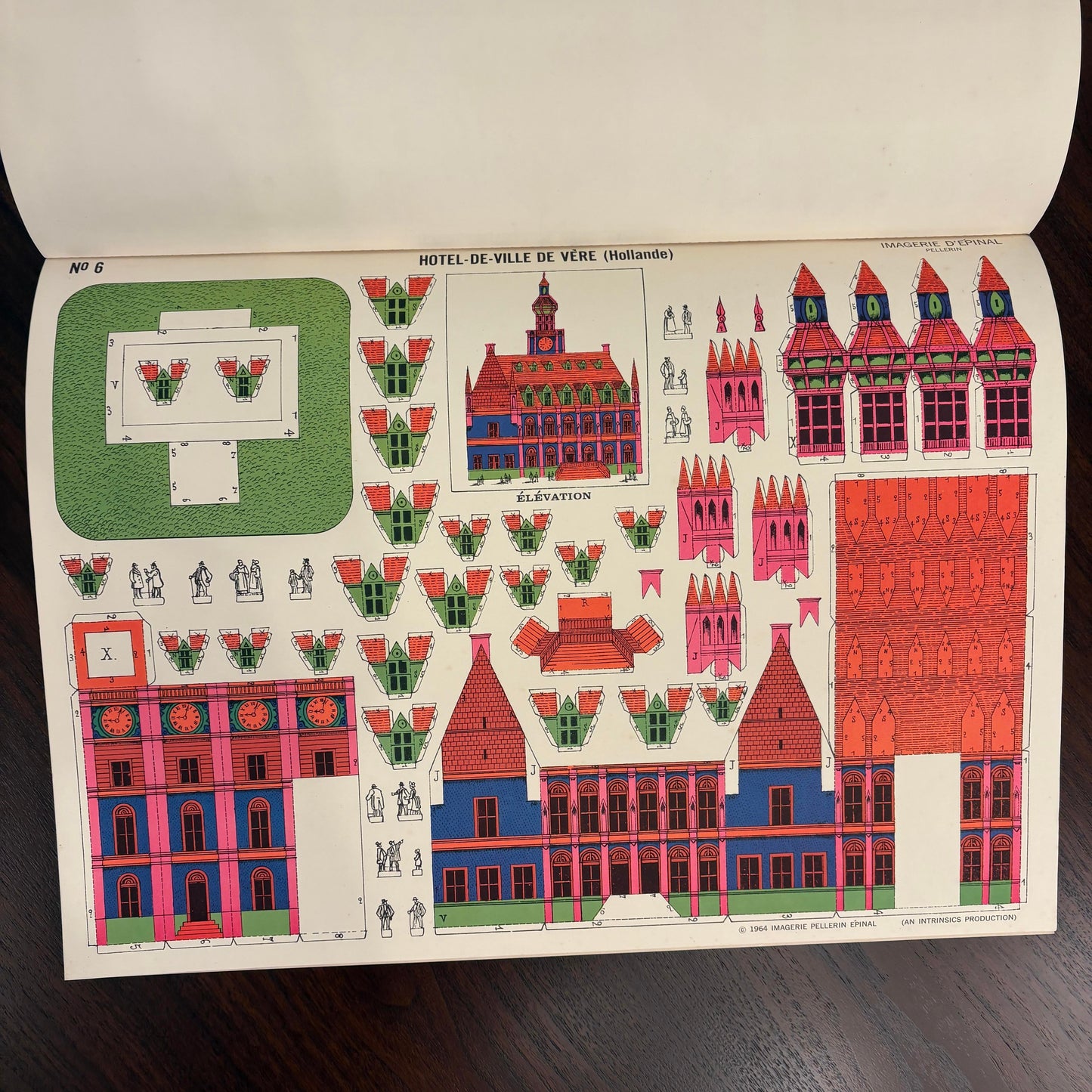 Complete Set of Calendrier Imagerie Pellerin Épinal Constructions