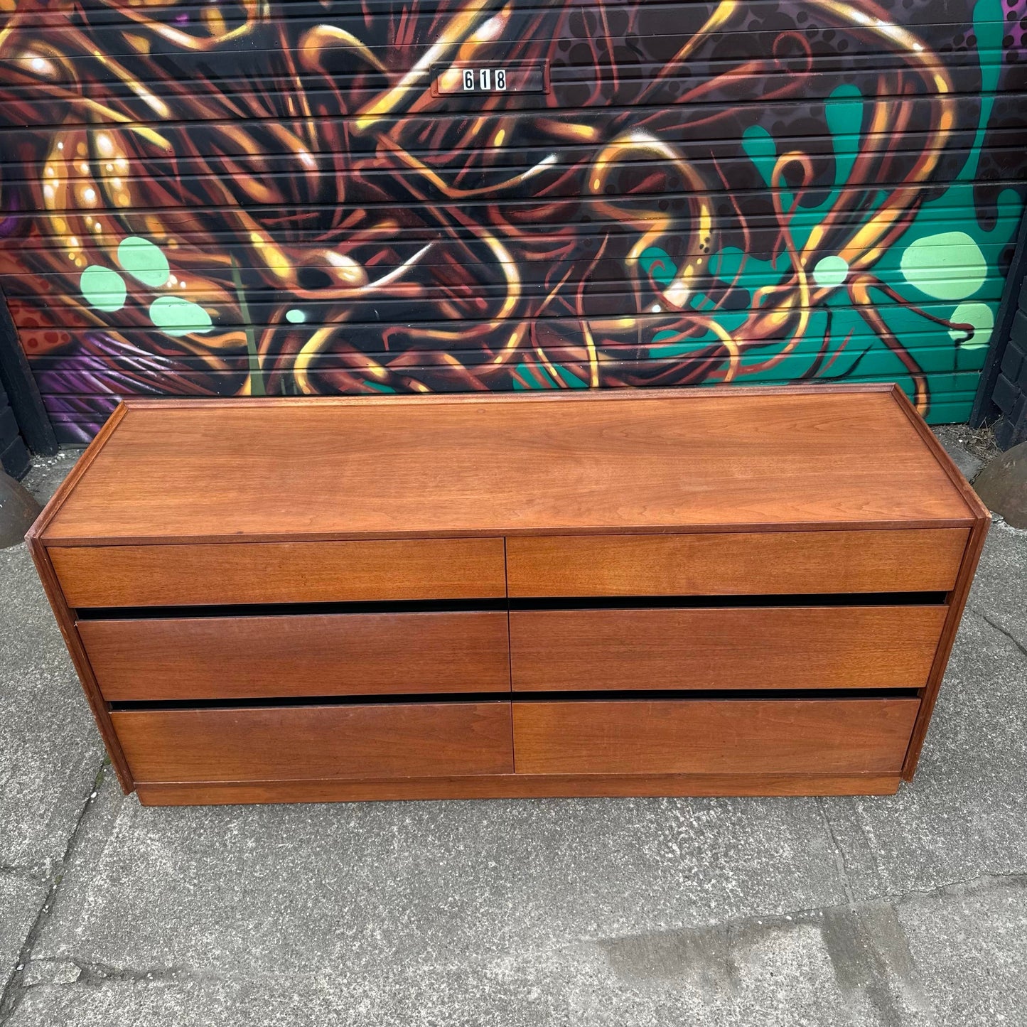 Dillingham “Esprit” 6-Drawer Walnut Dresser