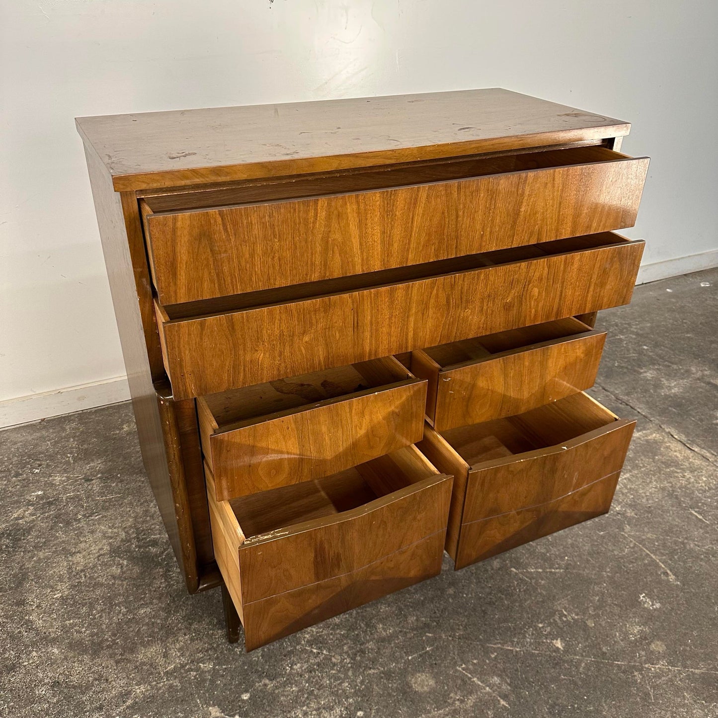 United Diamond Front Tall Dresser