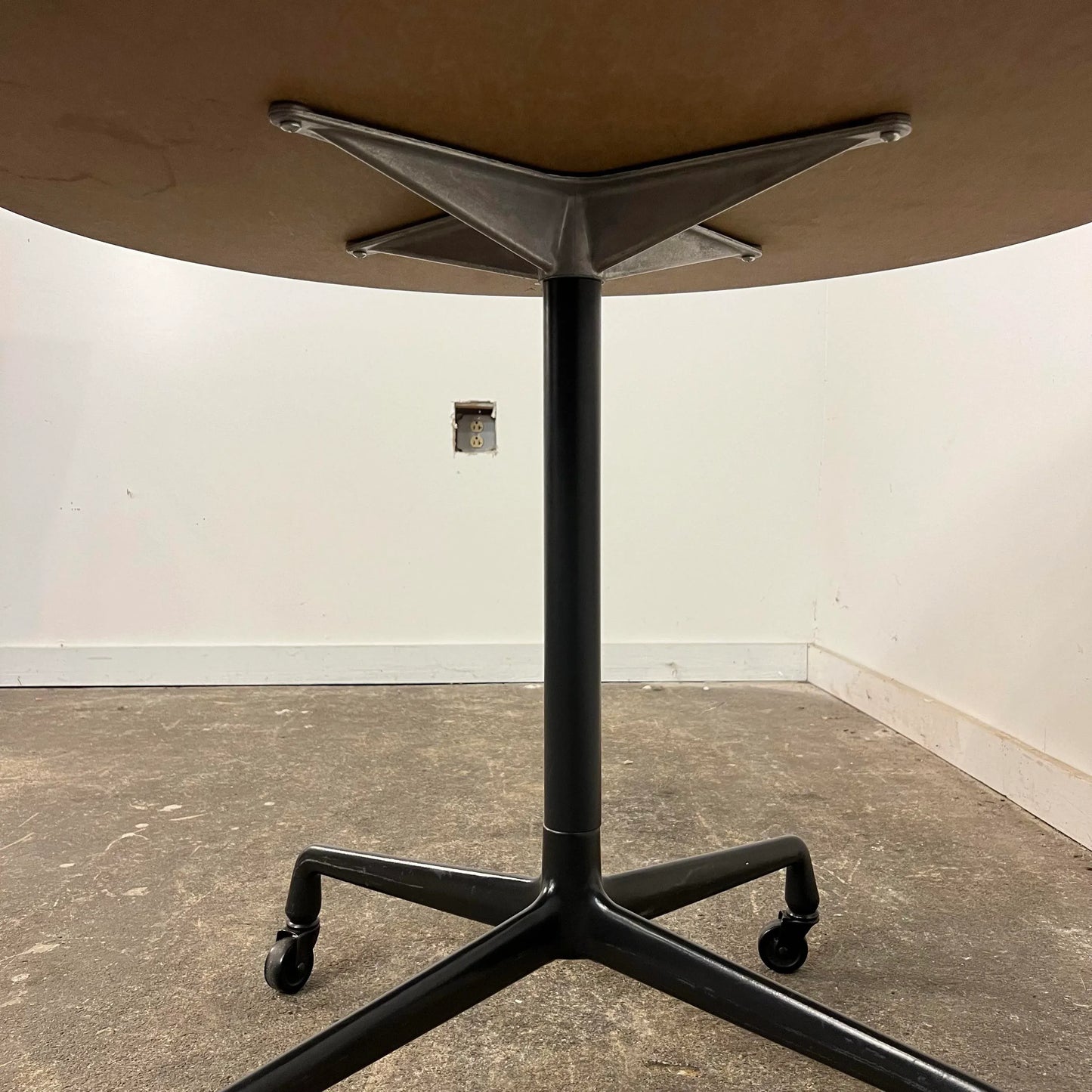Mid-Century Modern Herman Miller Eames Aluminum Group Cafe Table