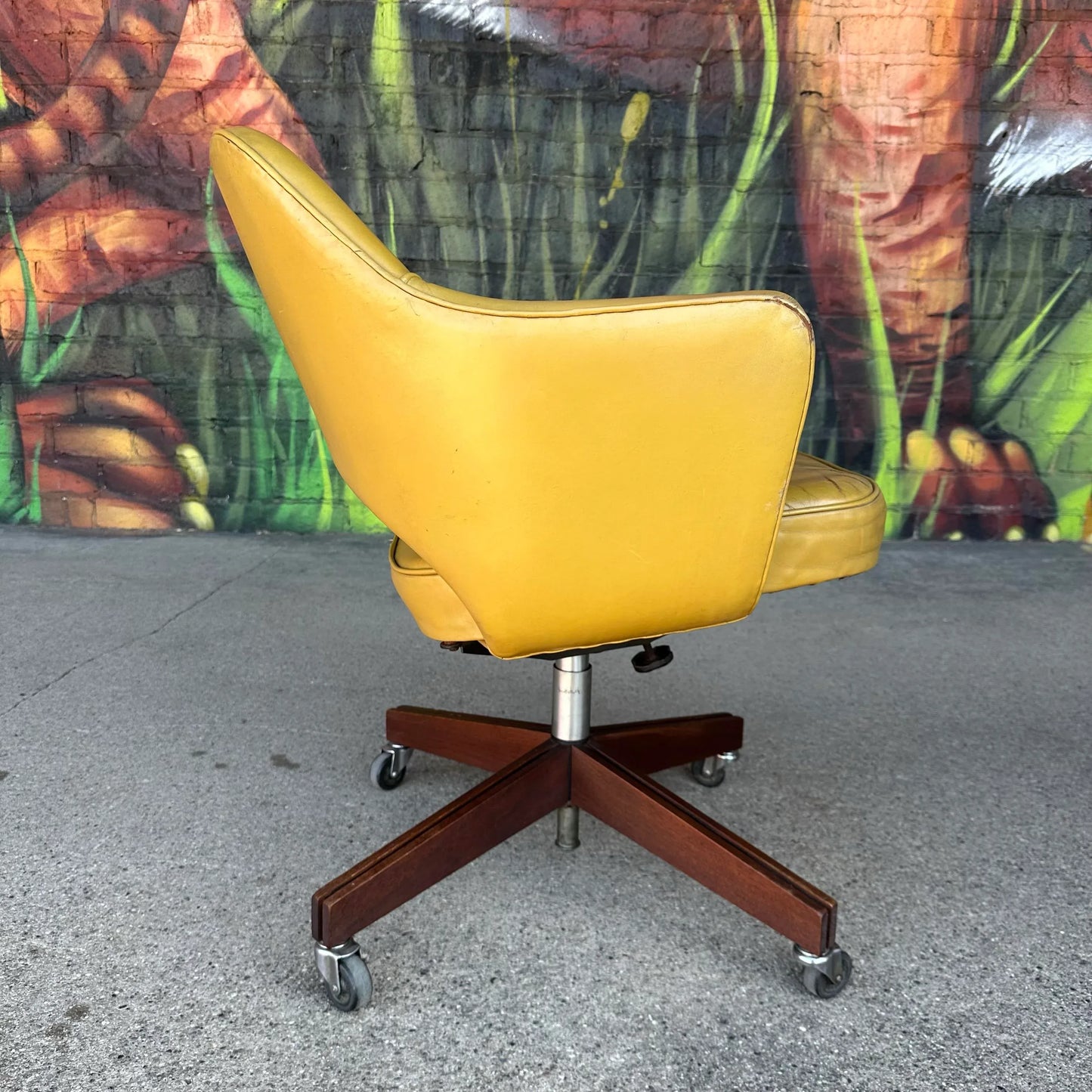 Rolling Eero Saarinen for Knoll “Executive” Office Chair With Walnut Base